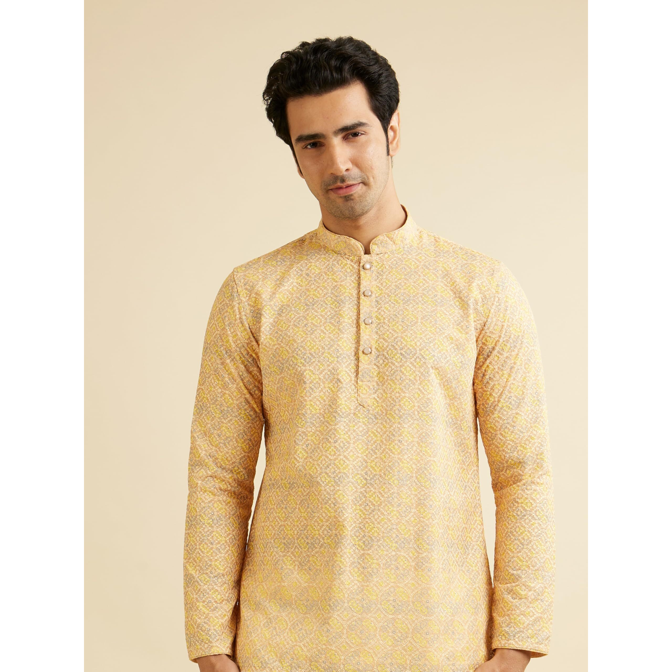 Manyavar Men's Cotton Blend Chikankari Printed Short Kurta (Yellow,M)