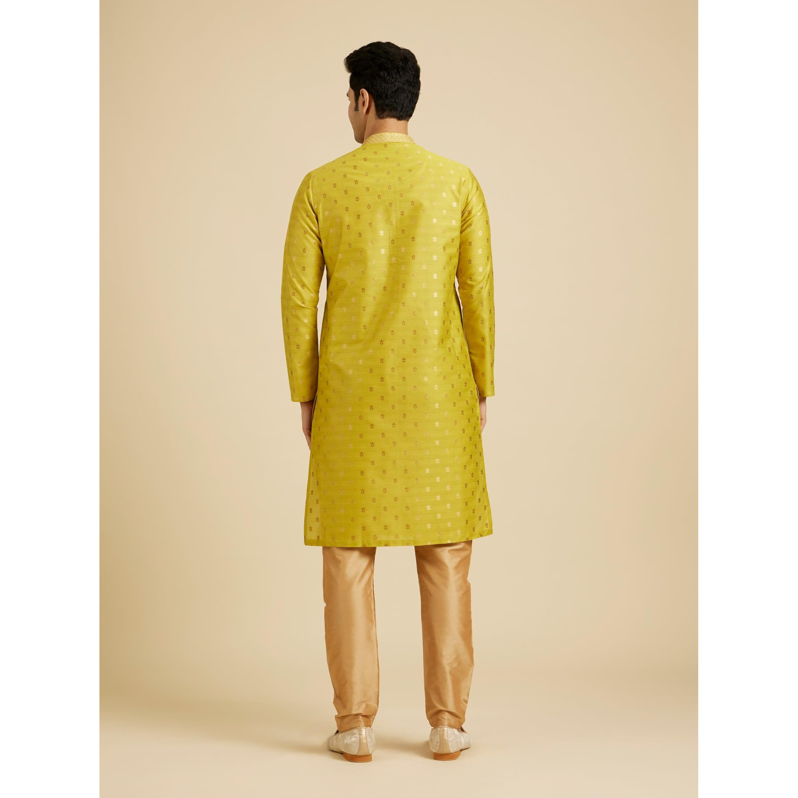 Manyavar Men's Art Silk Neck Embroidered & Foil Prints Kurta Pyjama Set (Green,L)