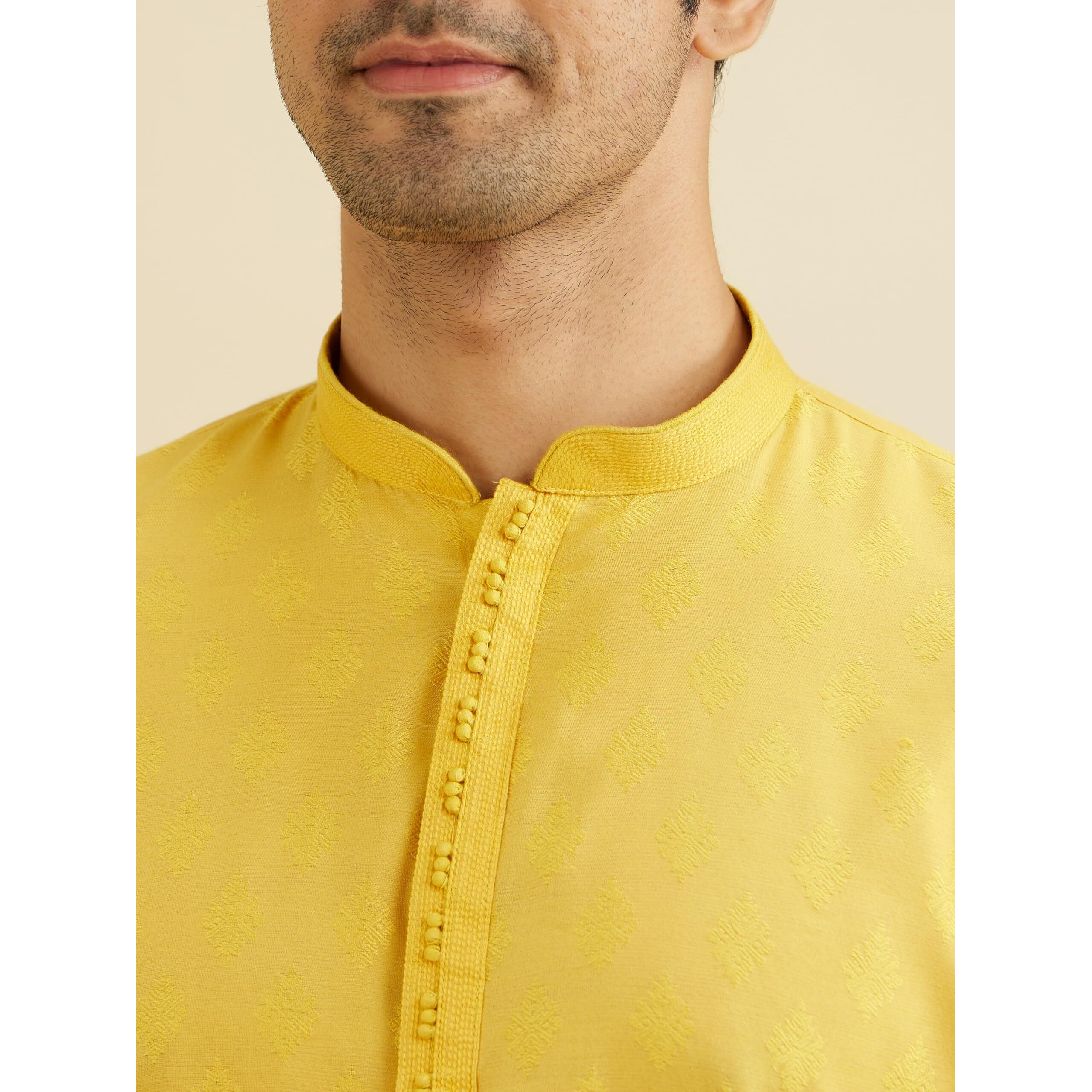 Manyavar Men's Viscose Blend Ombre Dyed Chikankari Kurta Set (Yellow,L)