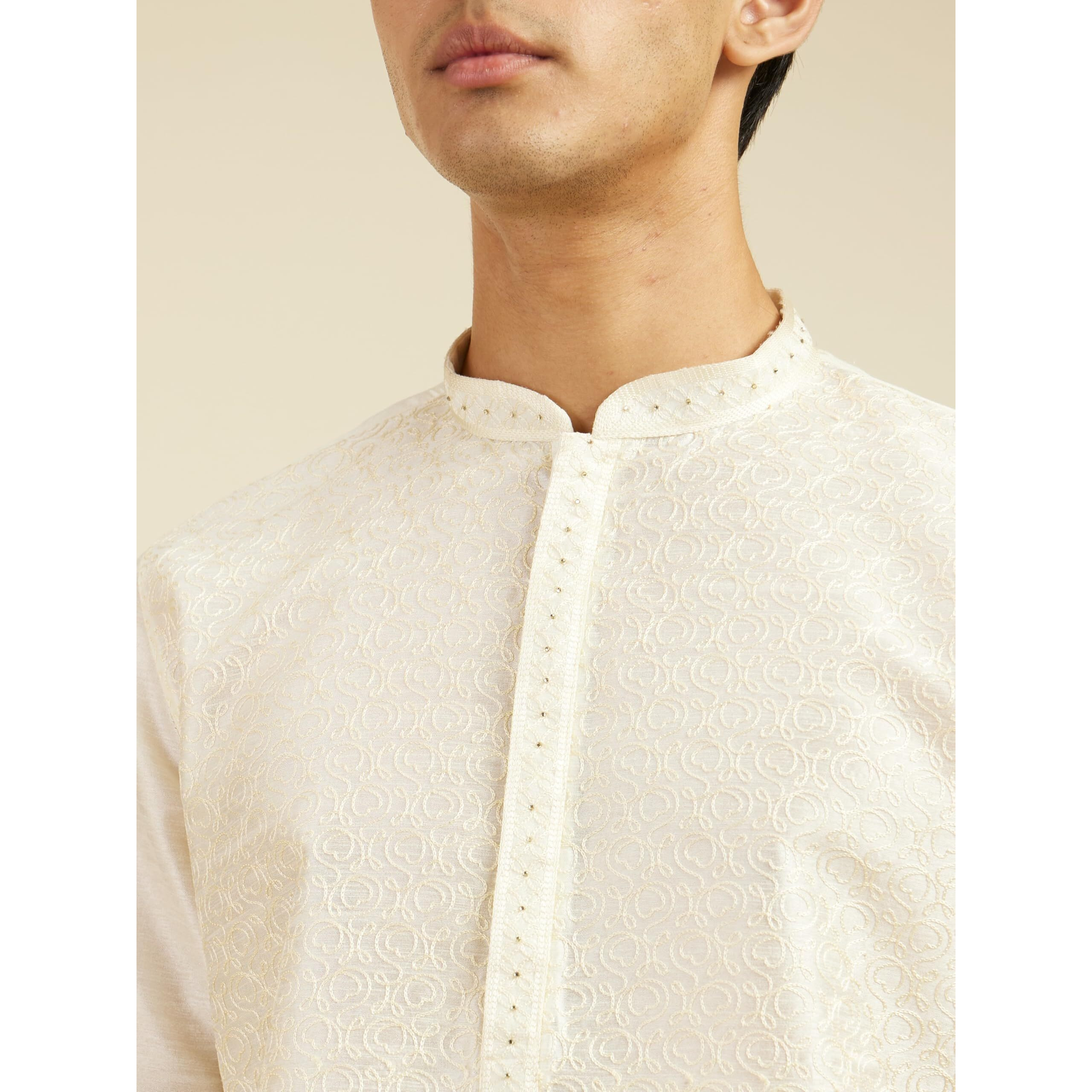 Diwas By Manyavar Men's Art Silk Self Design Kurta (Warm White,L)