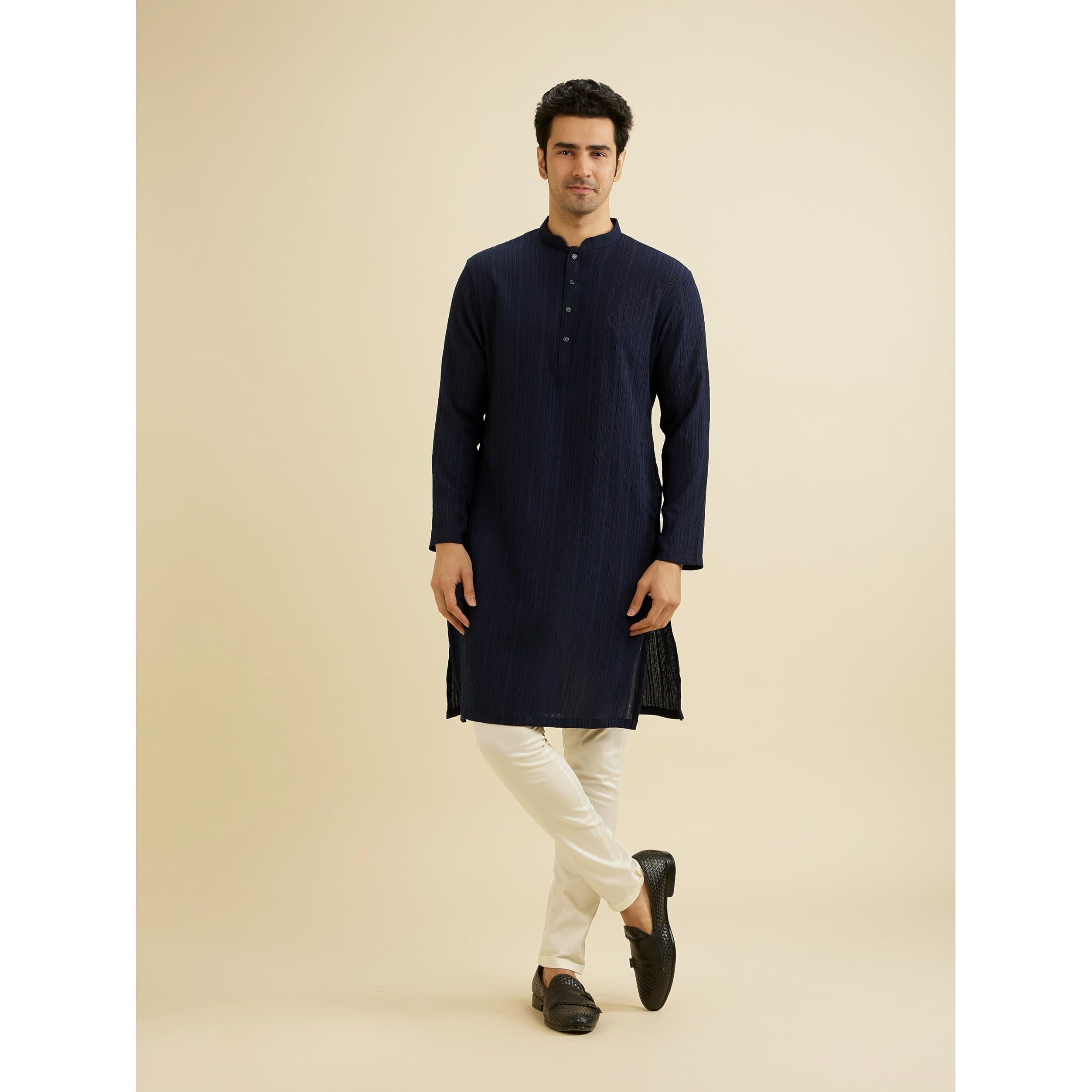 Manyavar Men's Spandex Self Design Kurta (Blue,Xxxl)