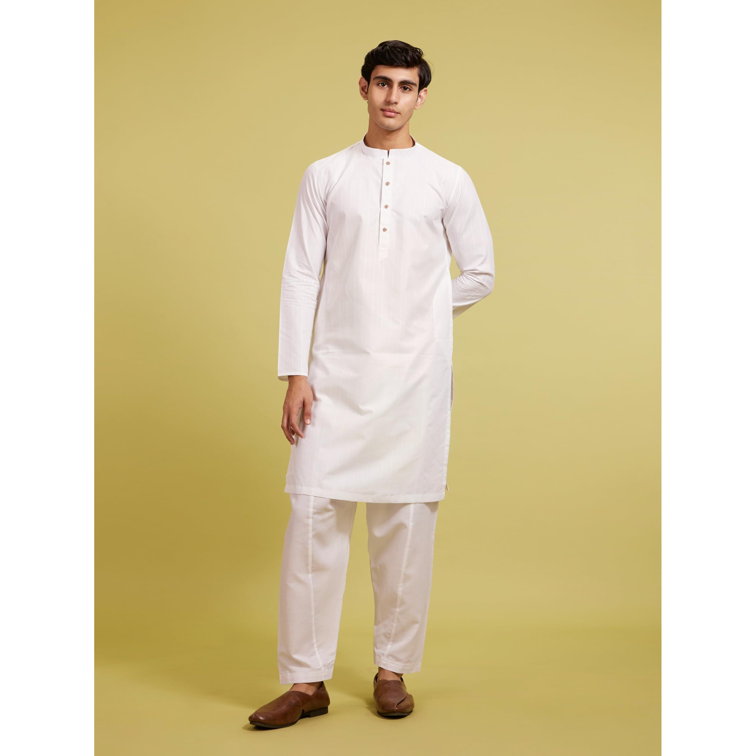 Diwas By Manyavar Men's Cotton Blend Self Design Kurta (White,M)