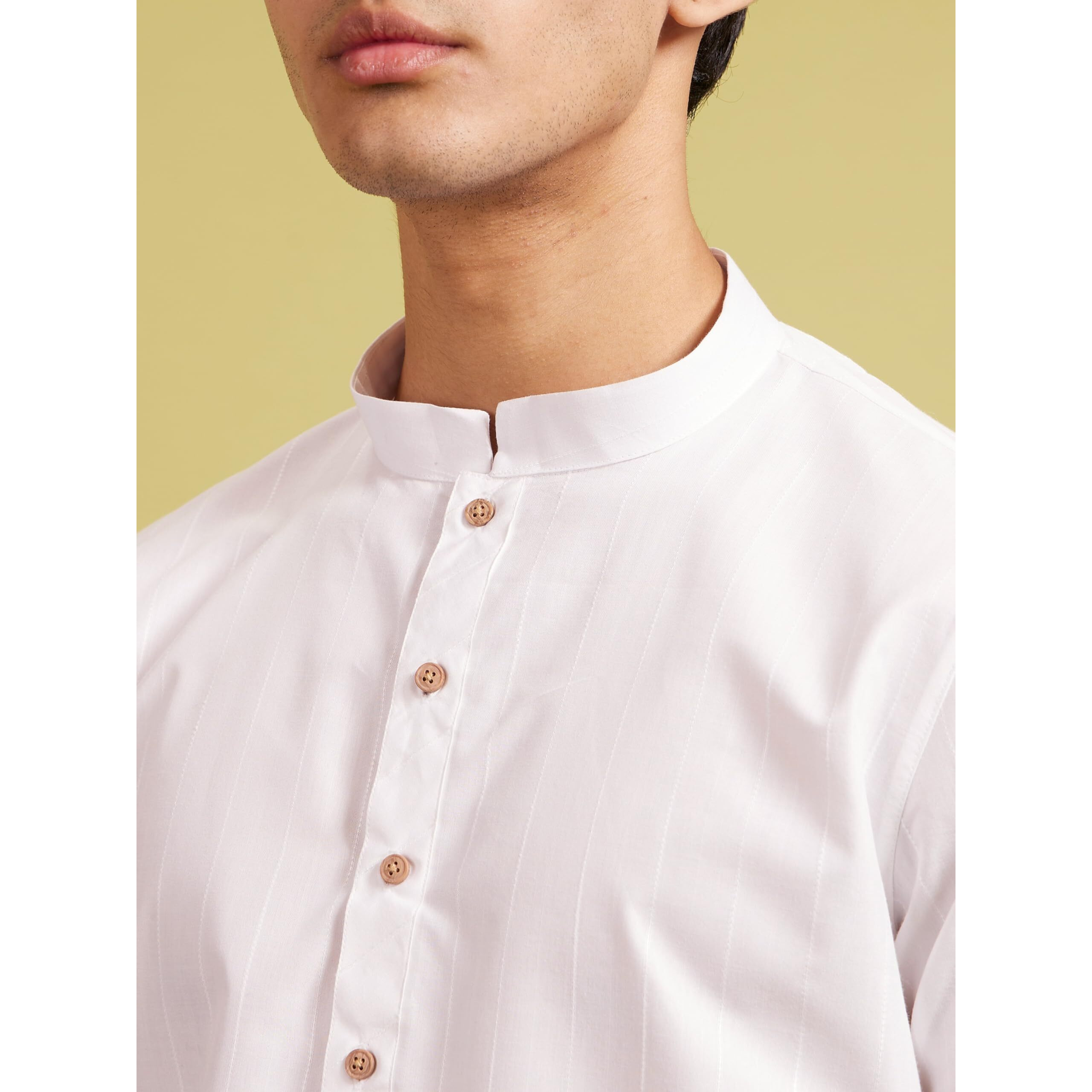 Diwas By Manyavar Men's Cotton Blend Self Design Kurta (White,Xl)