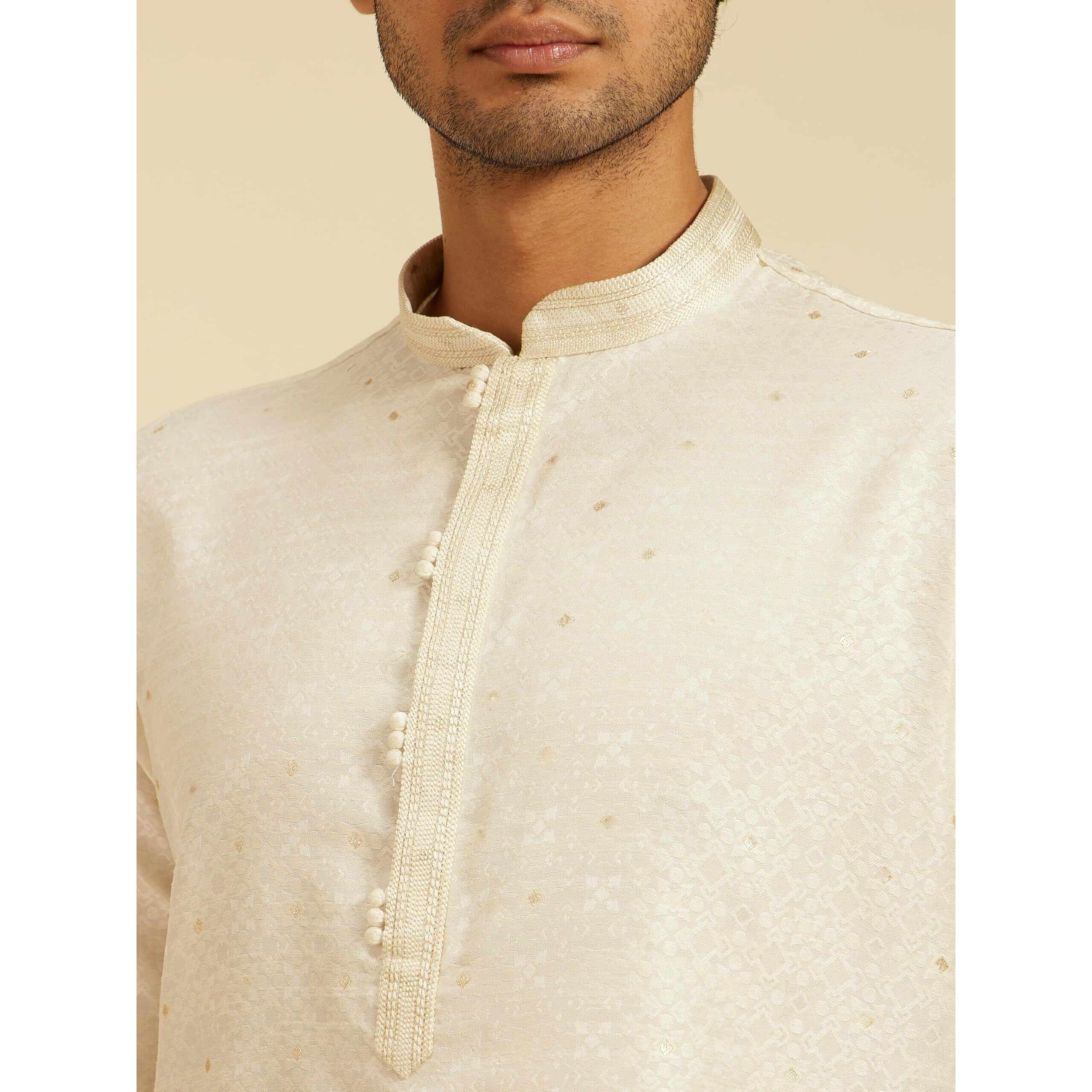 Diwas By Manyavar Men's Art Silk Self Design Kurta (Cream,M)