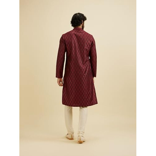 Manyavar Men's Art Silk Buta Jaal Patterned Kurta Set (Maroon,S)