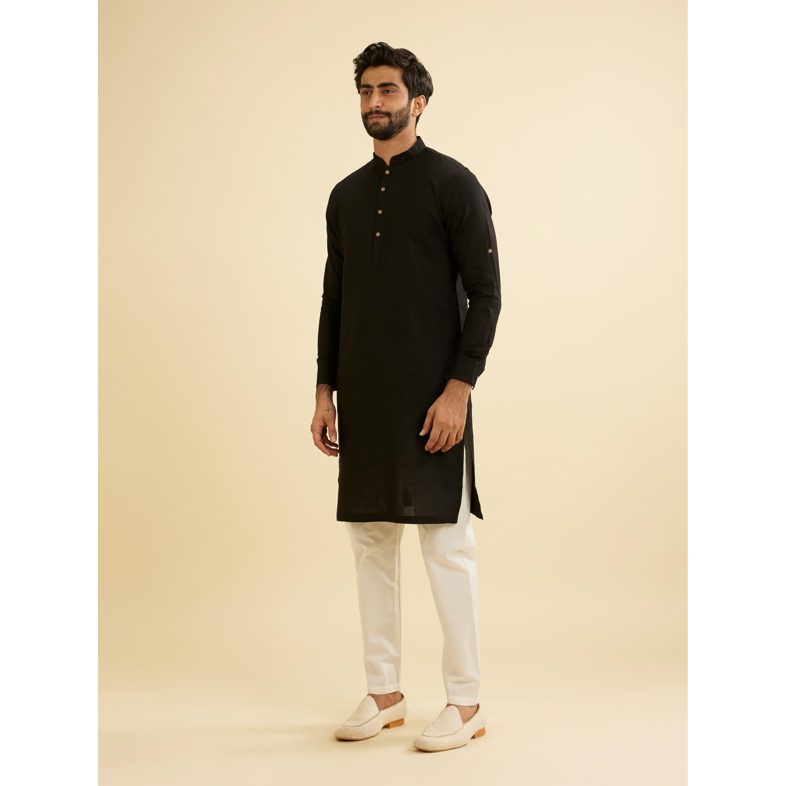 Manyavar Men's Cotton Solid Kurta (Black,L)