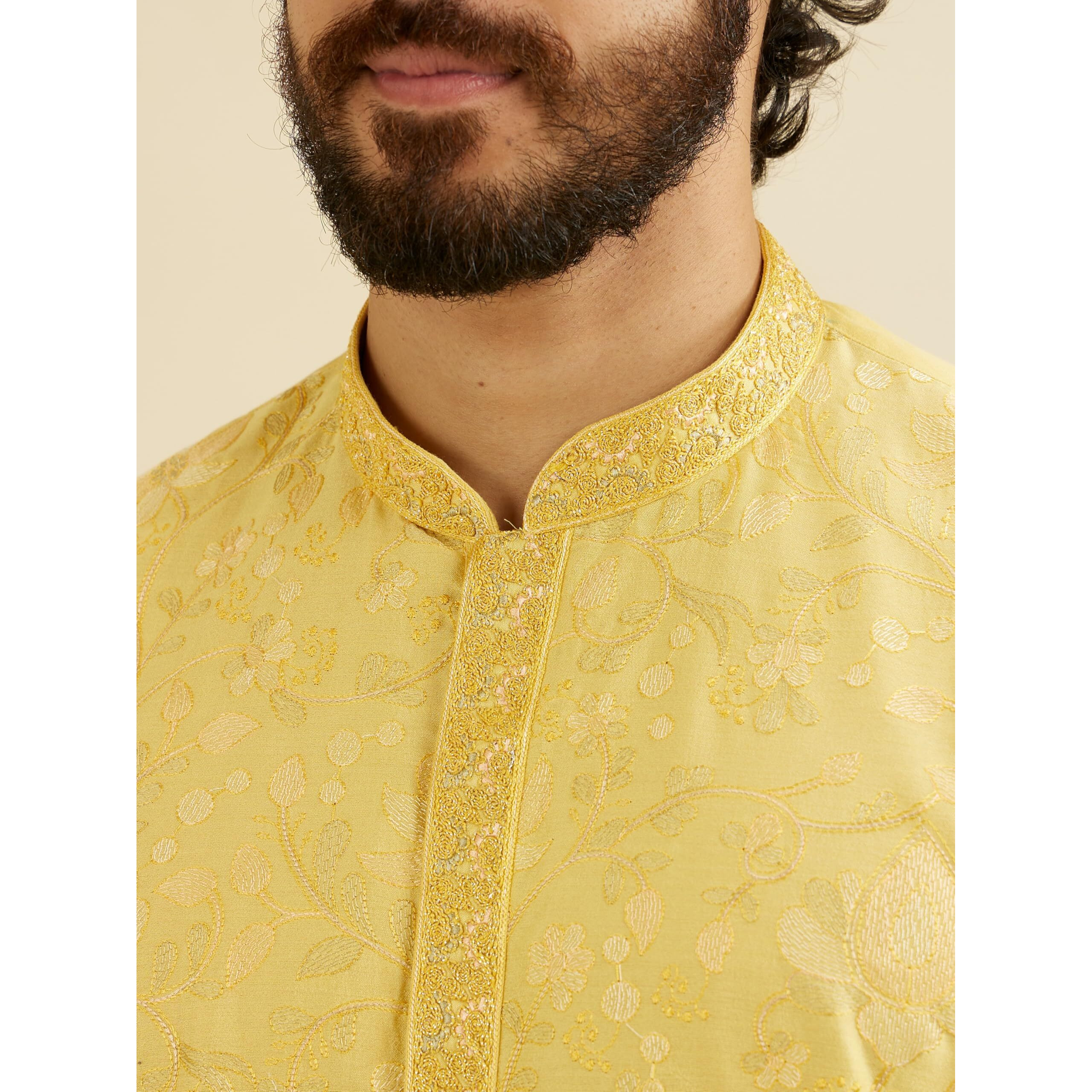 Manyavar Men's Viscose Blend Embroidery Kurta Set (Yellow,M)