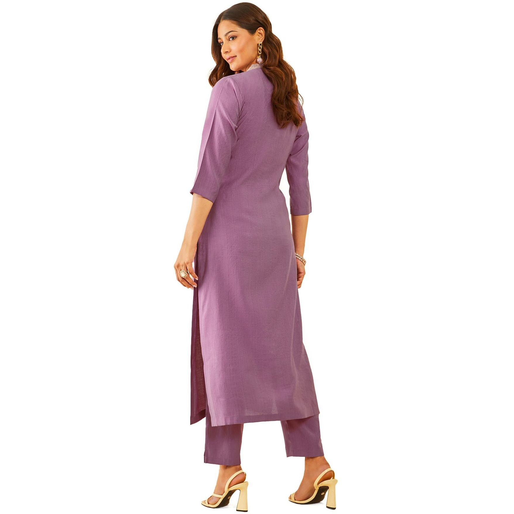 Soch Womens Purple Silk Blend Zari Embroidered V-Neck Kurta Sets With Pocket