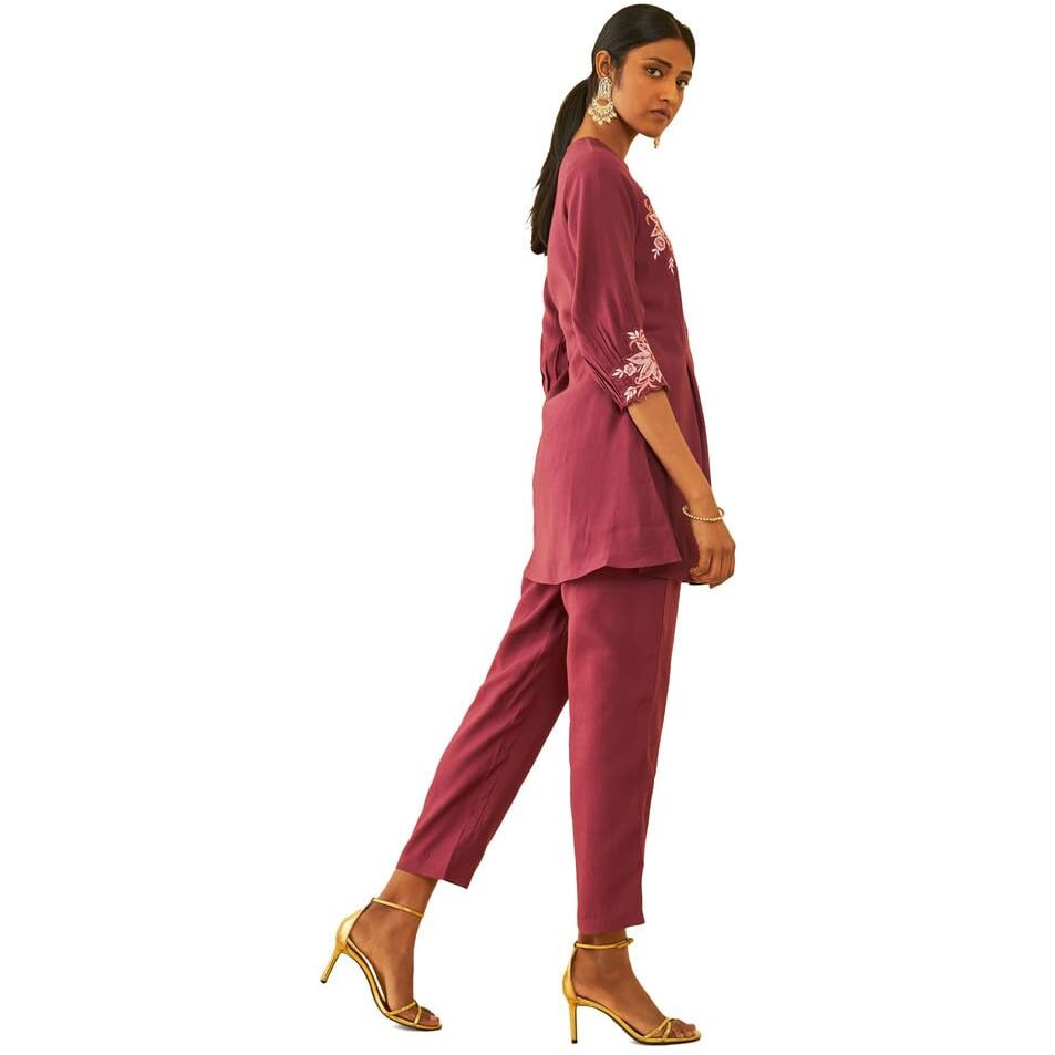 Soch Womens Onion Pink Muslin Embroidered Co-Ord Set With Thread Work