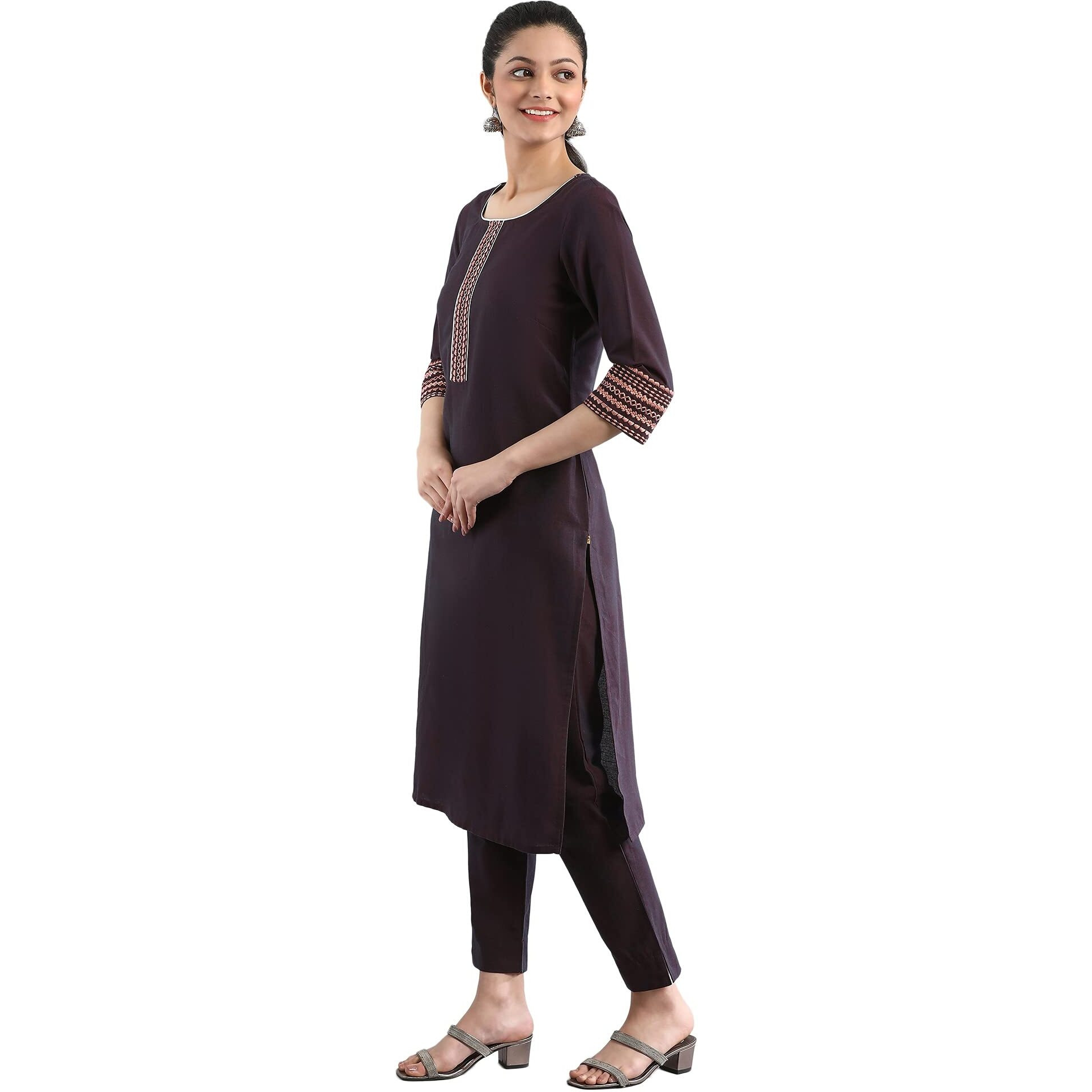 Aurelia Women's Cotton Purple Solid Round Neck Straight Kurta_21Fea12216-702159_S