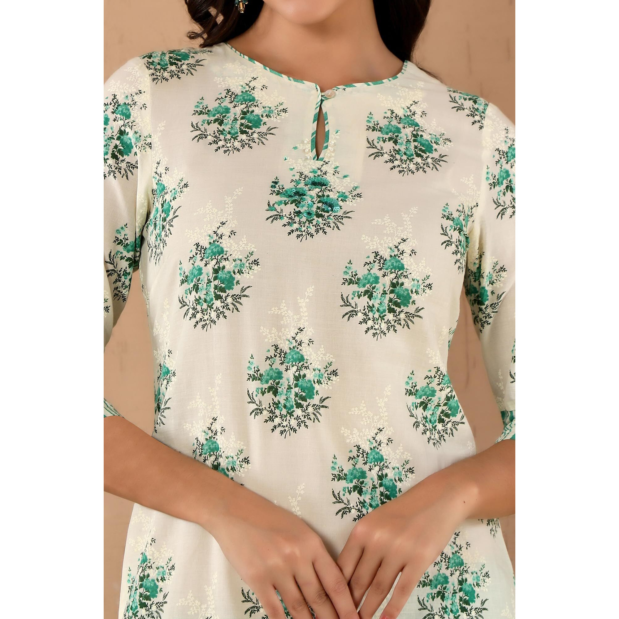 W Green Floral Printed Cotton Regular Kurta For Women