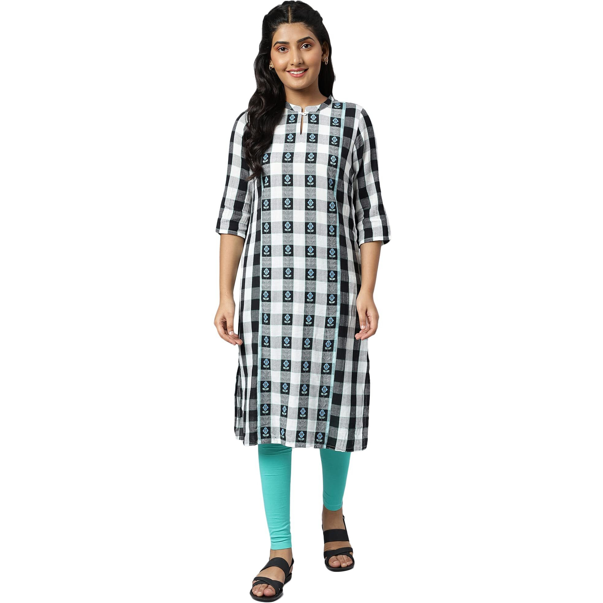 Aurelia Women White Dobby Geometric Yarn Dyed Straight Kurta_22Aua13347-702573_M