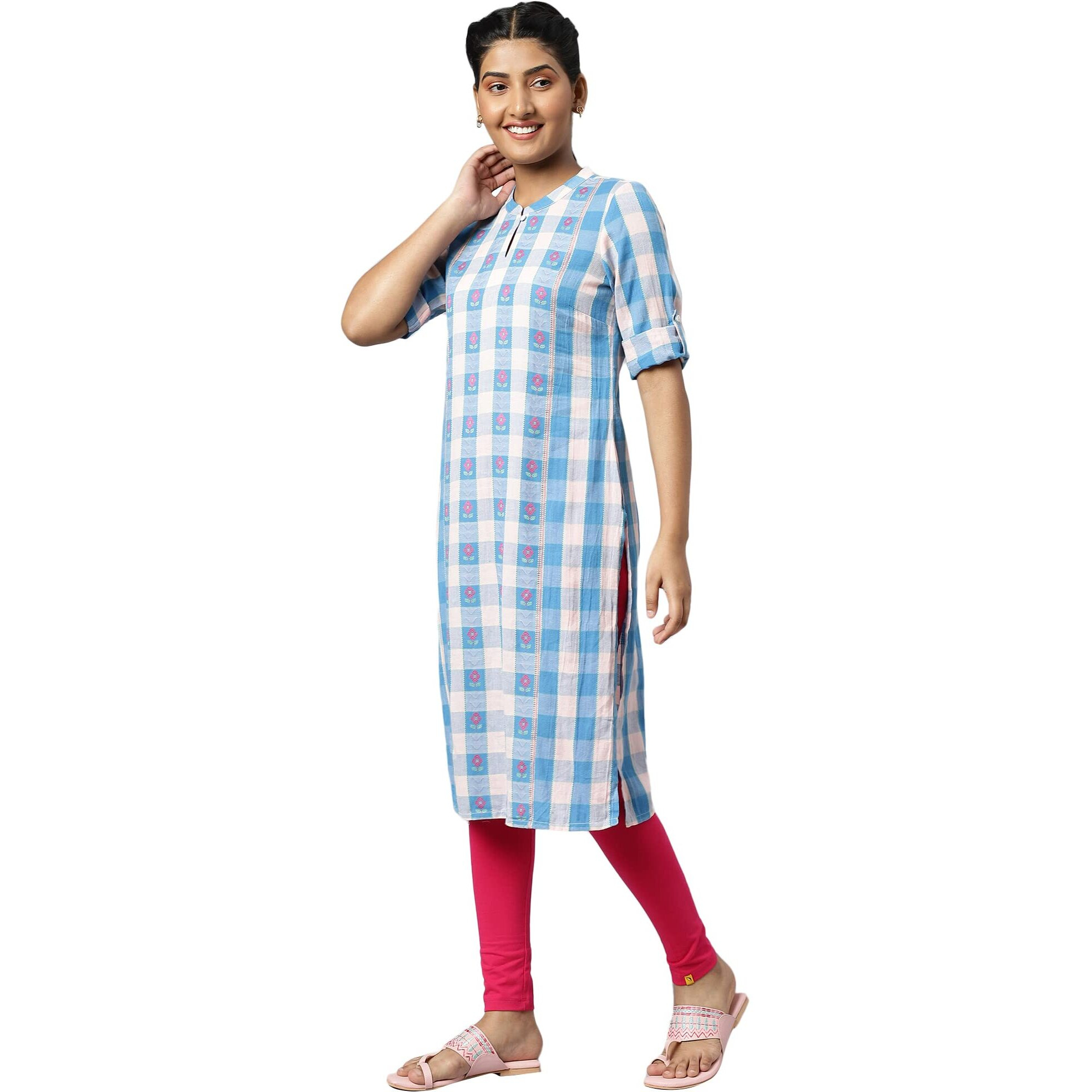Aurelia Women Rose Quartz Dobby Geometric Yarn Dyed Straight Kurta_22Aua13347-702574_L