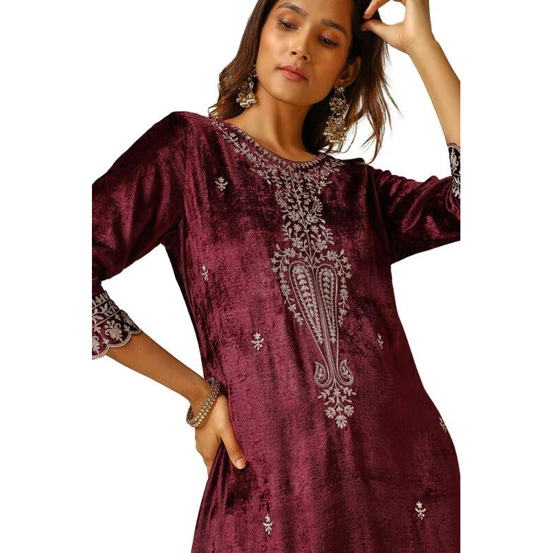 Soch Womens Maroon Velvet Embroidered Kurta Set