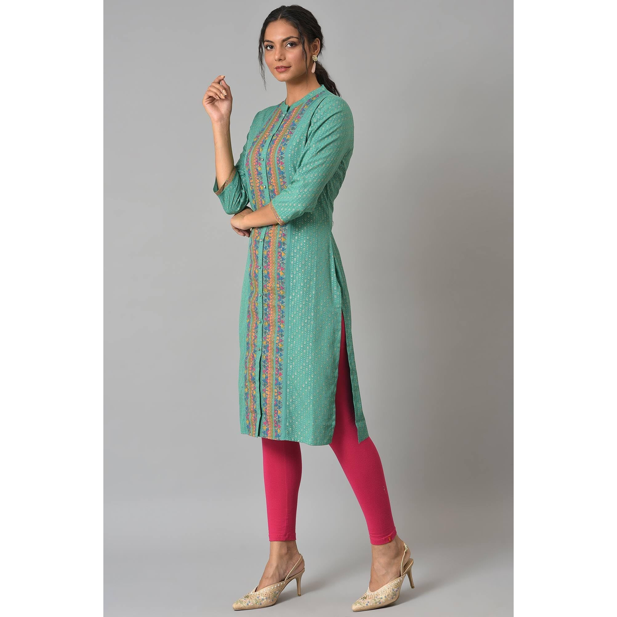 W For Woman Light Green Synthetic Geometric Printed Kurta With Glitter Detail