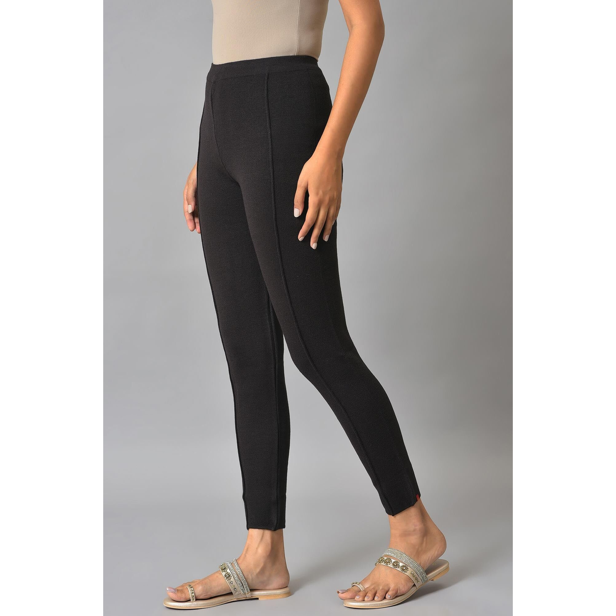 W For Woman Dark Brown Knitted Winter Tights_22Now60424-218385_L_Wl