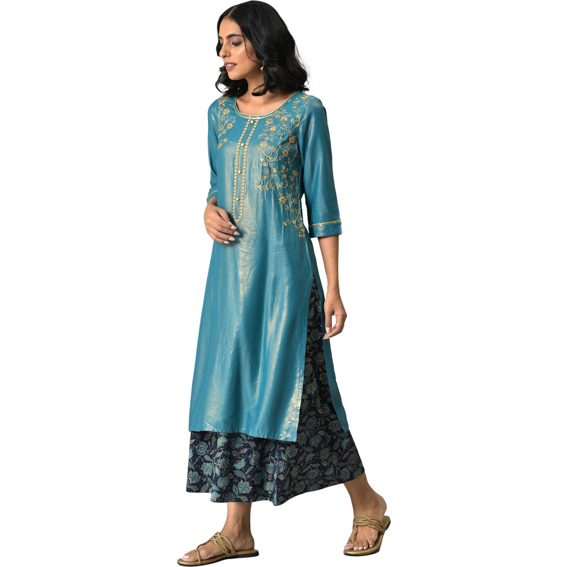 Aurelia Women Liva Blue Zari Embroidered Kurta With Printed Culottes_22Auas13520-505744_Xs