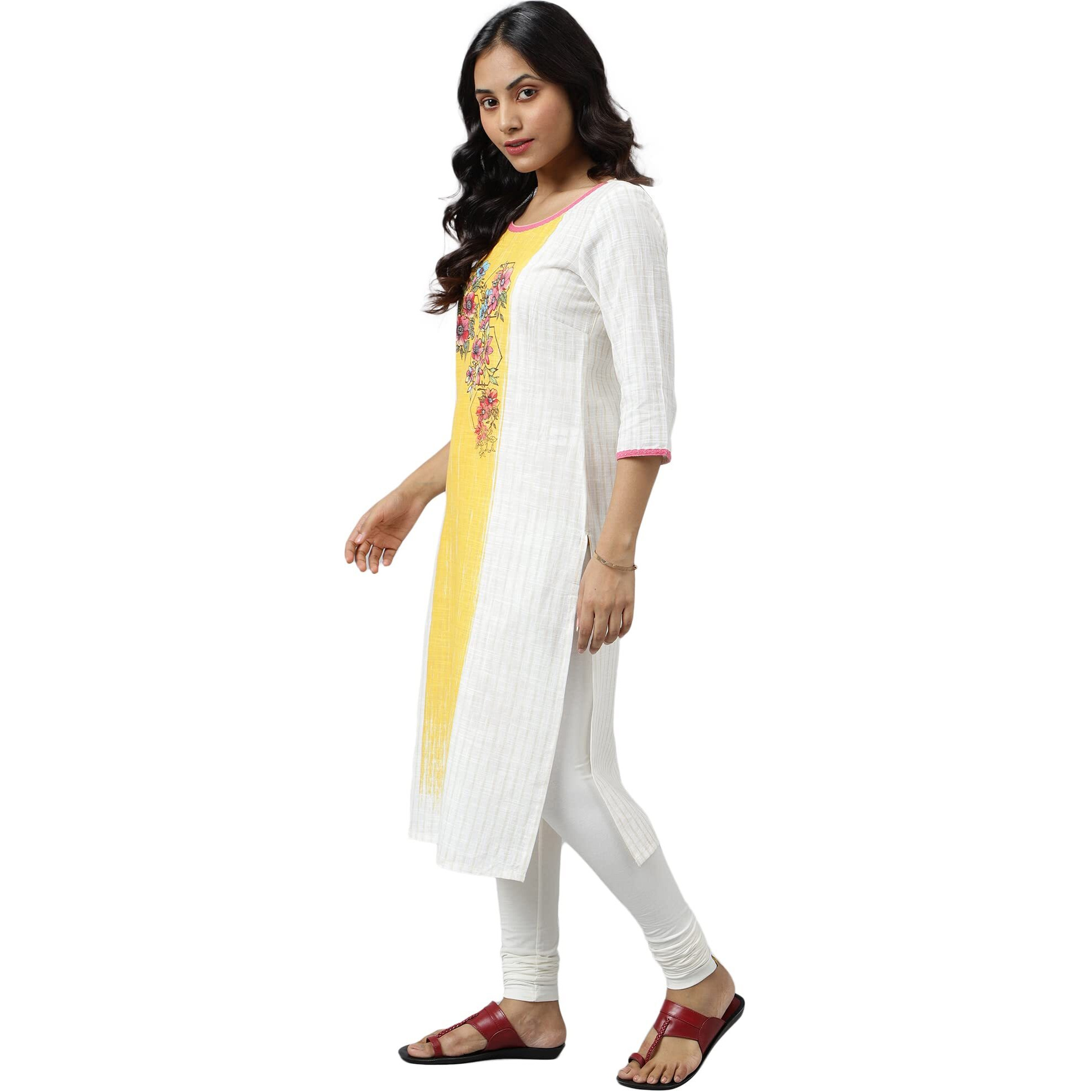 Aurelia Women Cream Cotton Floral Printed Straight Kurta_22Aua13546-504526_Xs