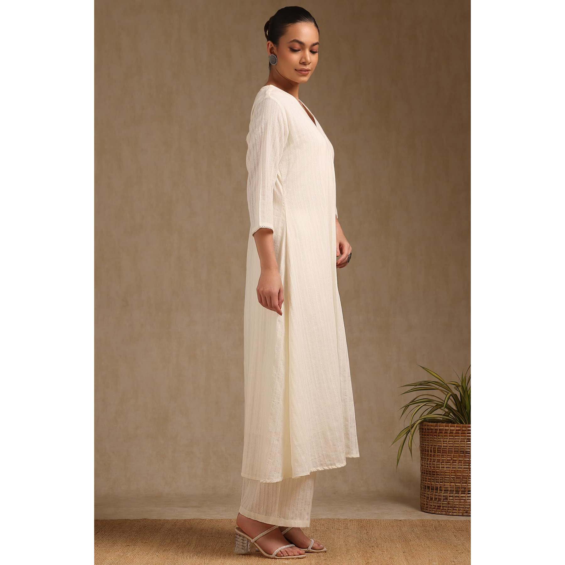 Soch Women's Pure Cotton Kurta Set (Cws5Ks10840_Off White