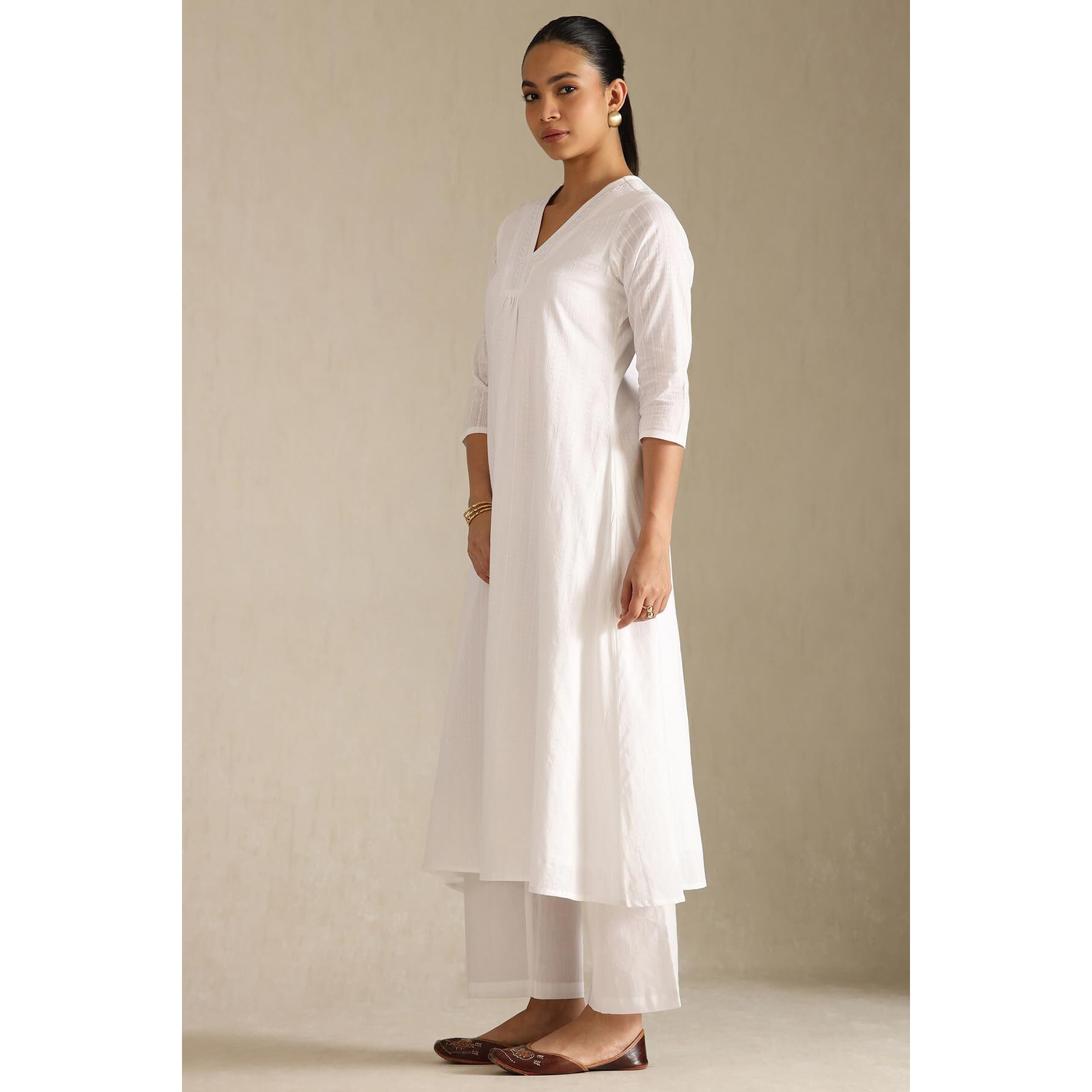 Soch Women's Cotton Dobby Kurta Set (Cws5Ks10846_White