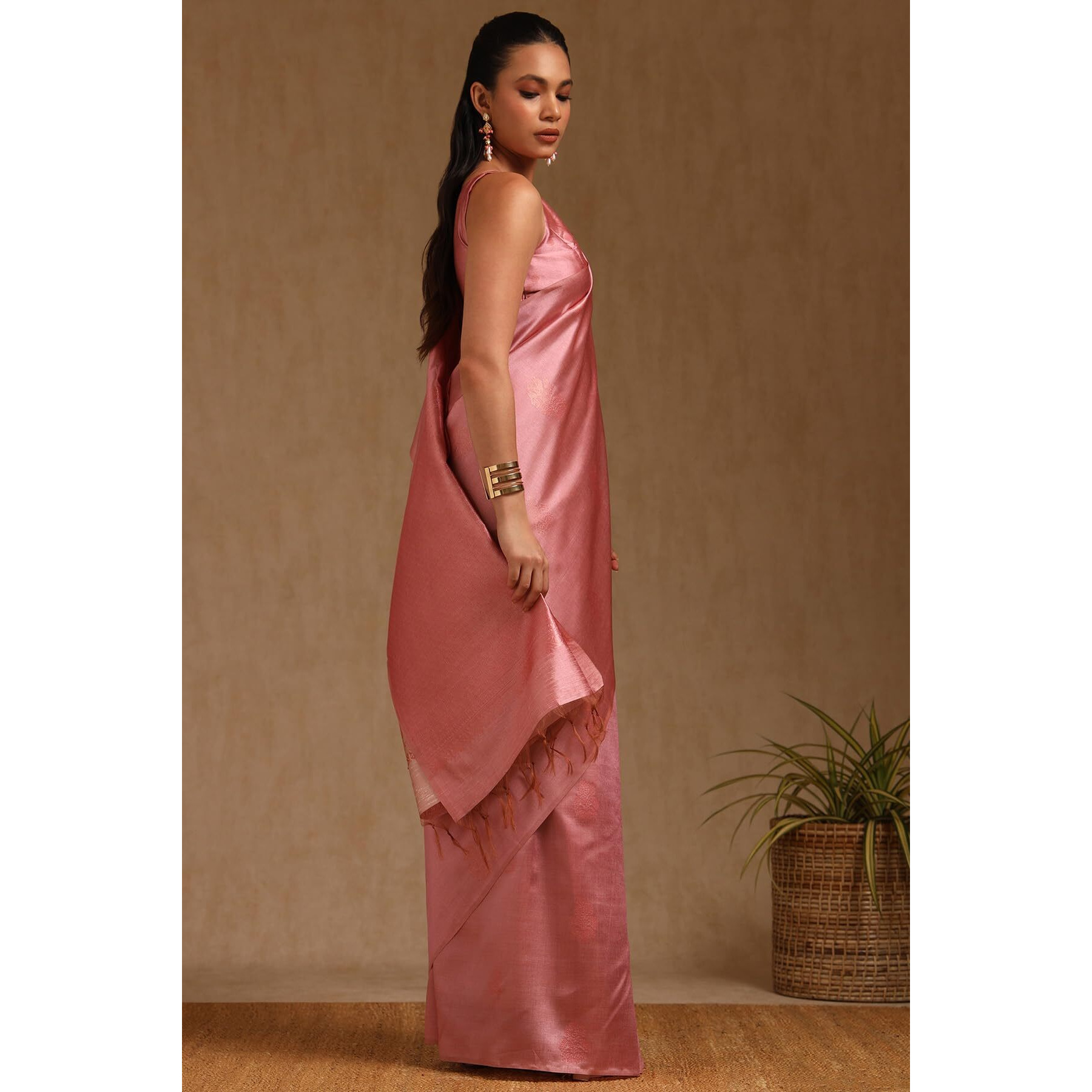 Soch Womens Blush Pink Tussar Woven Design Saree