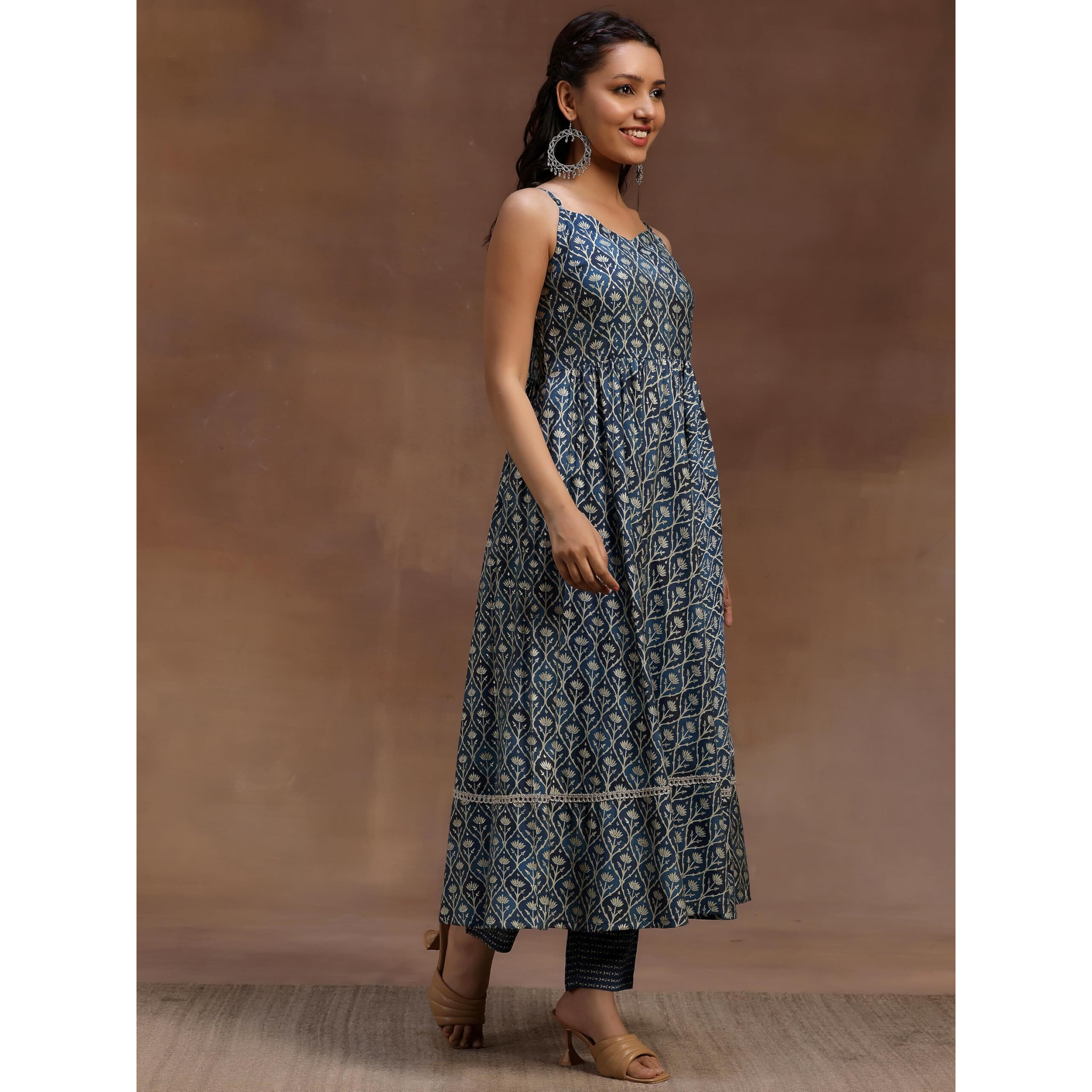 Libas Women's Silk Blend Kurta Set (35883