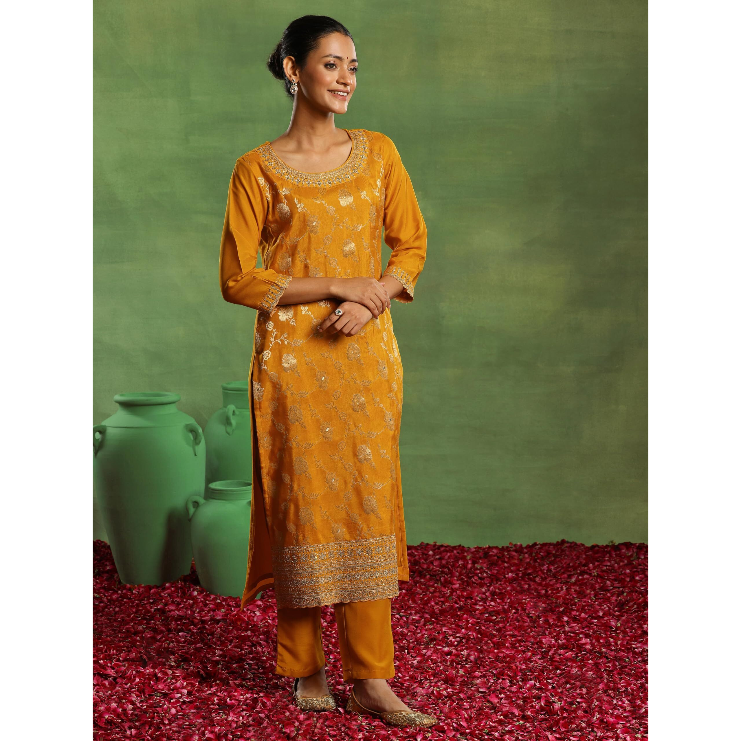 Libas Women's Silk Blend Kurta Set (48594