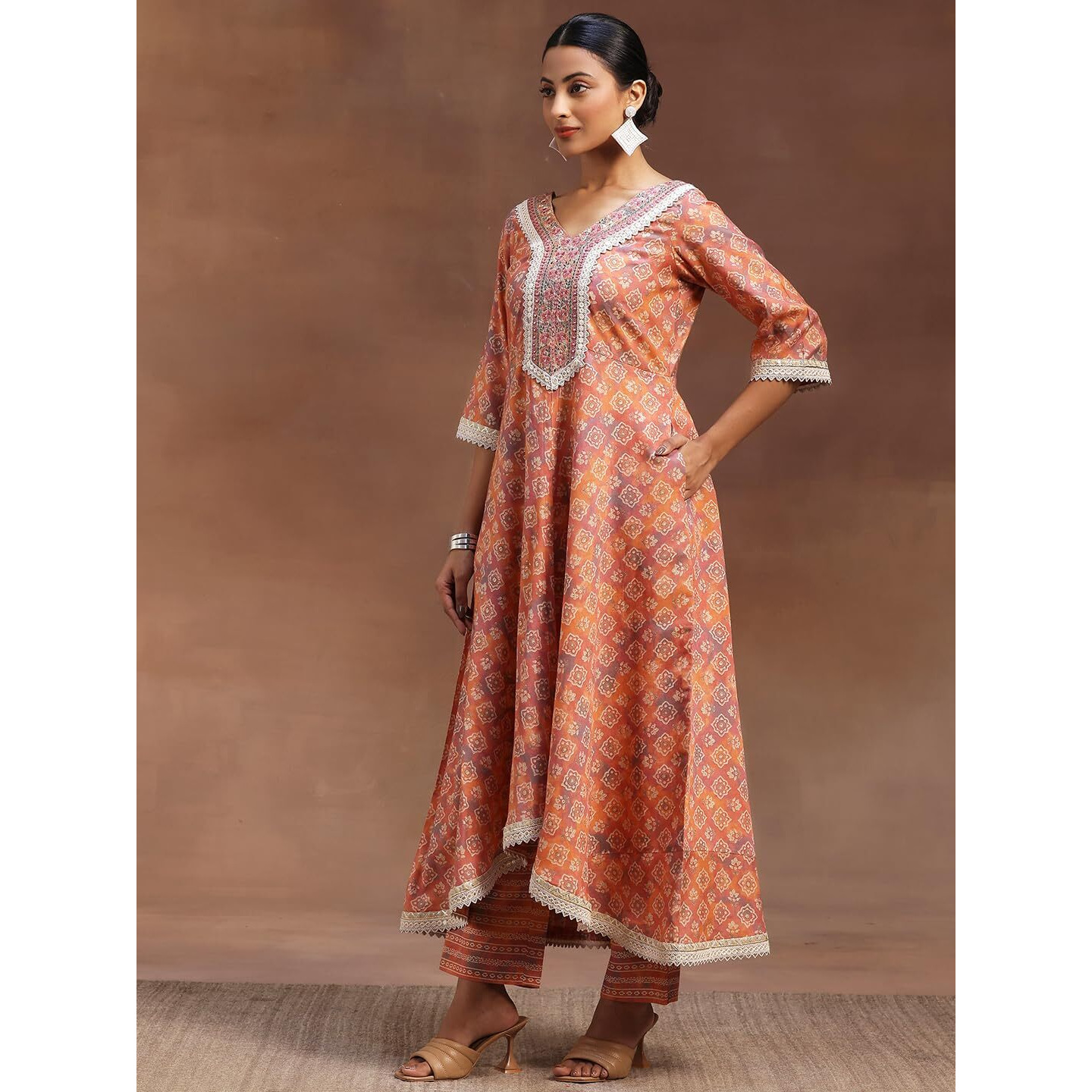 Libas Women's Silk Blend Printed Kurta Set (36696O_Peach