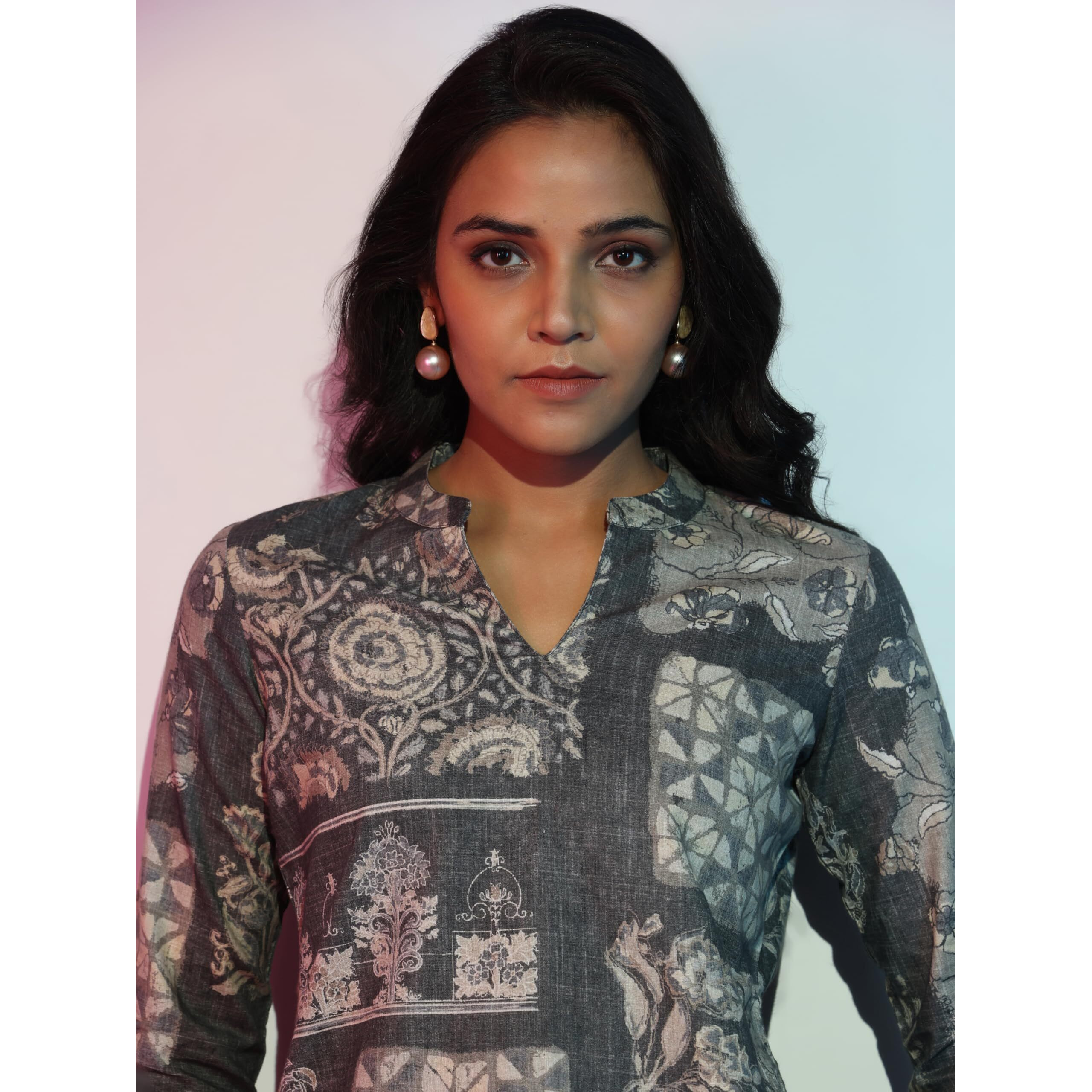 Libas Women's Linen Floral Straight Kurti (58163_Grey