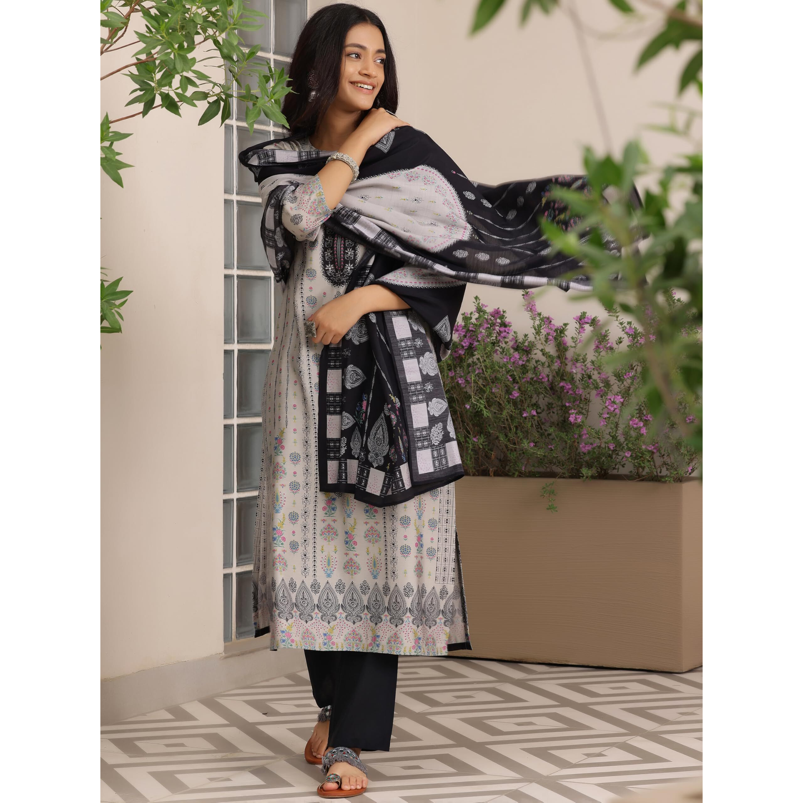 Libas Women's Silk Blend Kurta Set (36987_Grey