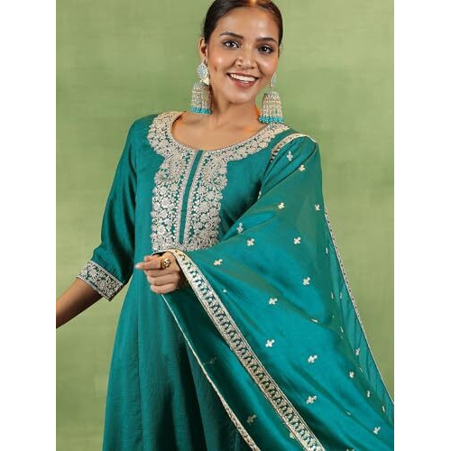 Libas Green Silk Blend Yoke Design Kurta Sets For Women