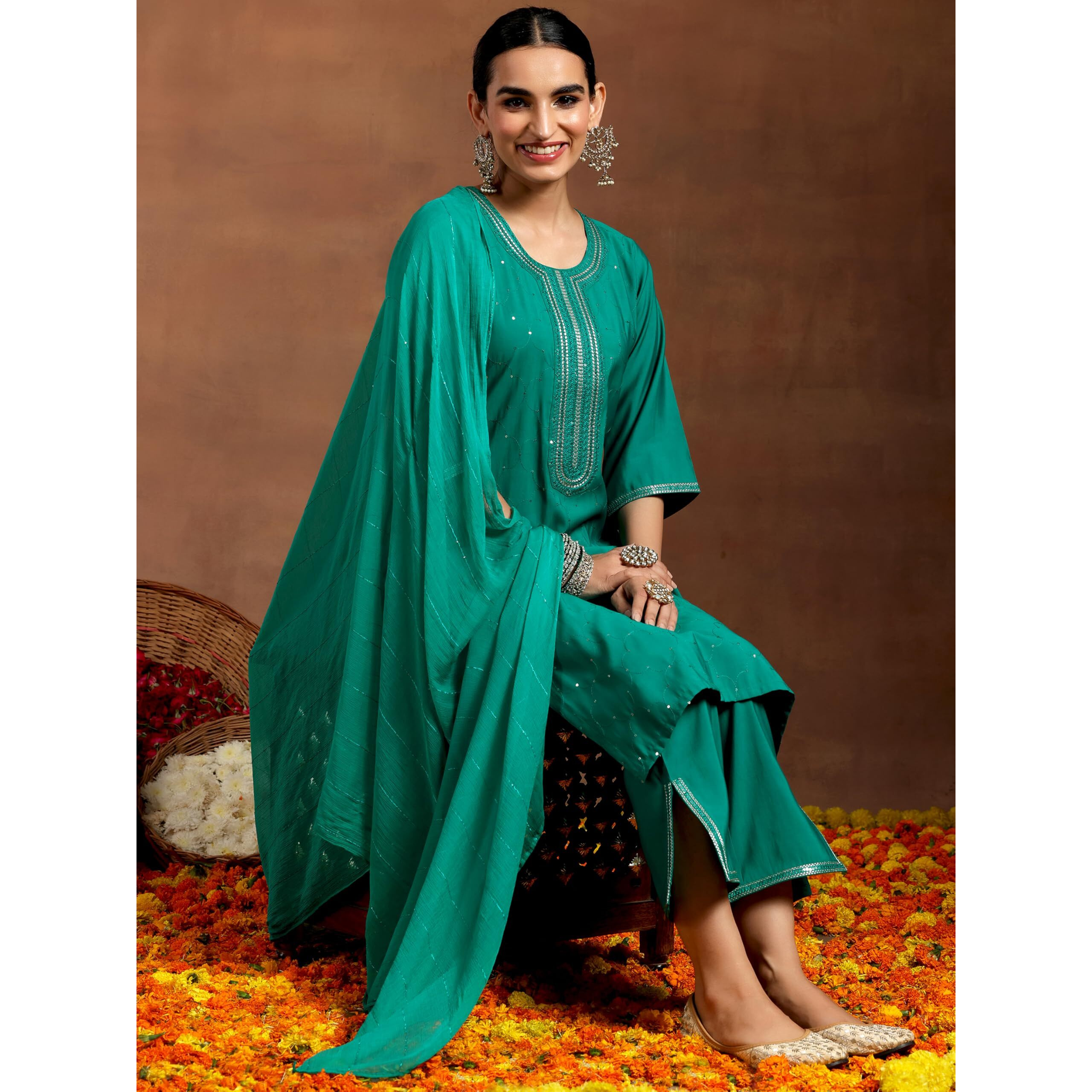 Libas Women's Silk Blend Kurta Set (Gs1027