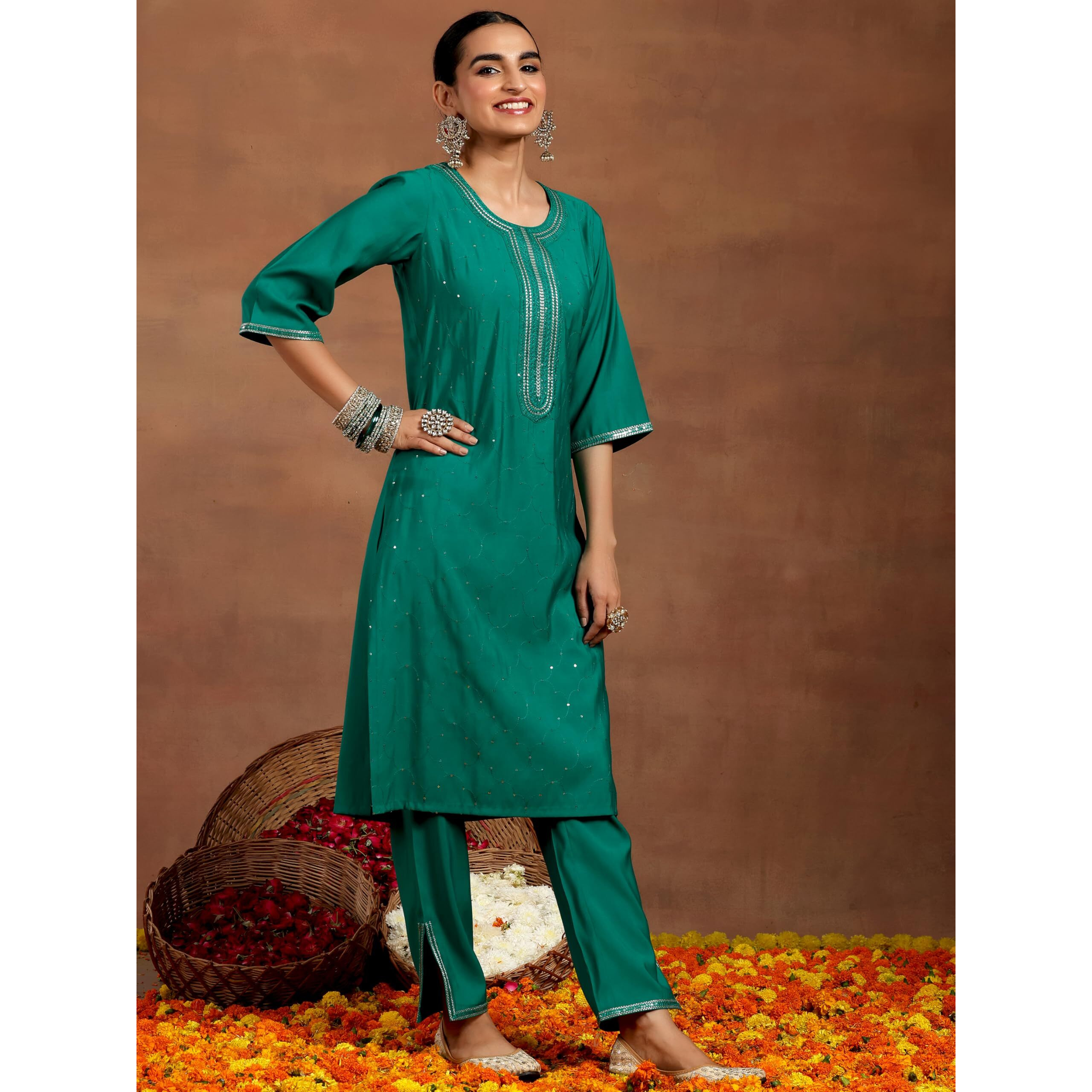 Libas Women's Silk Blend Kurta Set (Gs1027