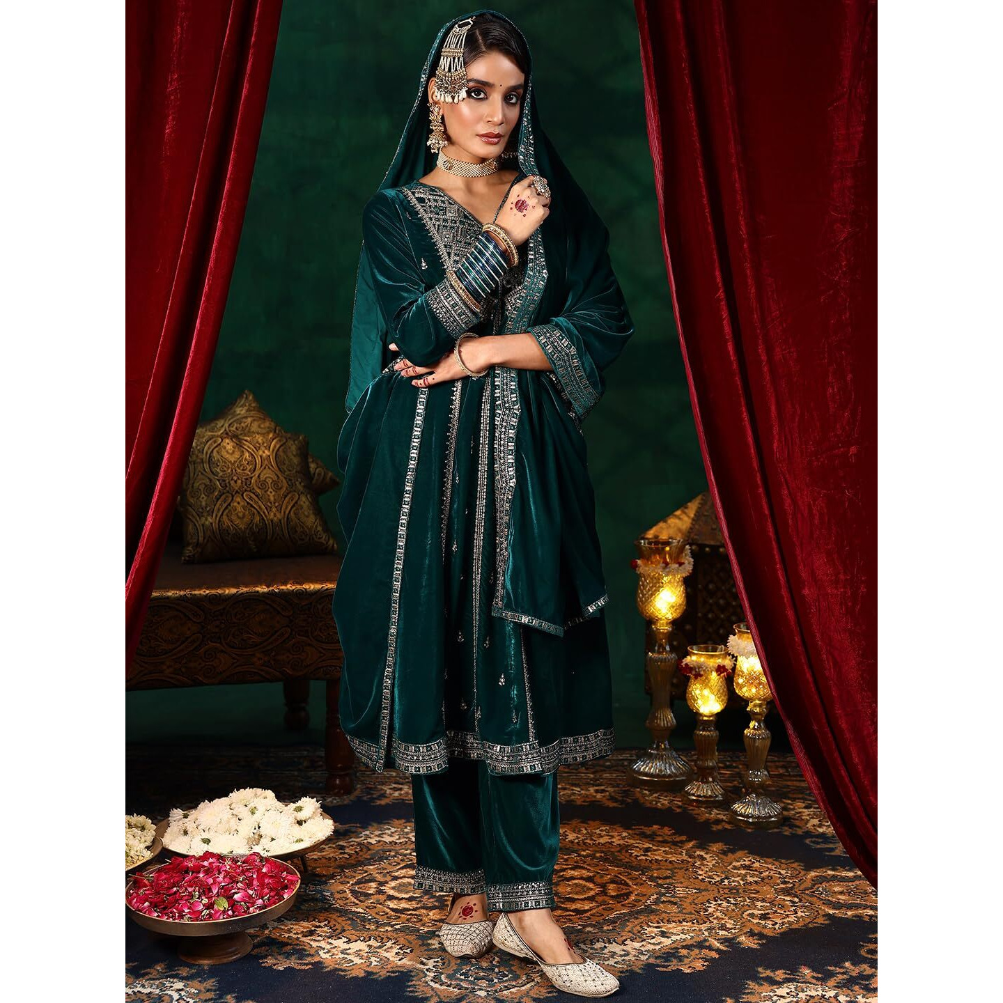 Libas Women's Velvet Kurta Set (49491_Green