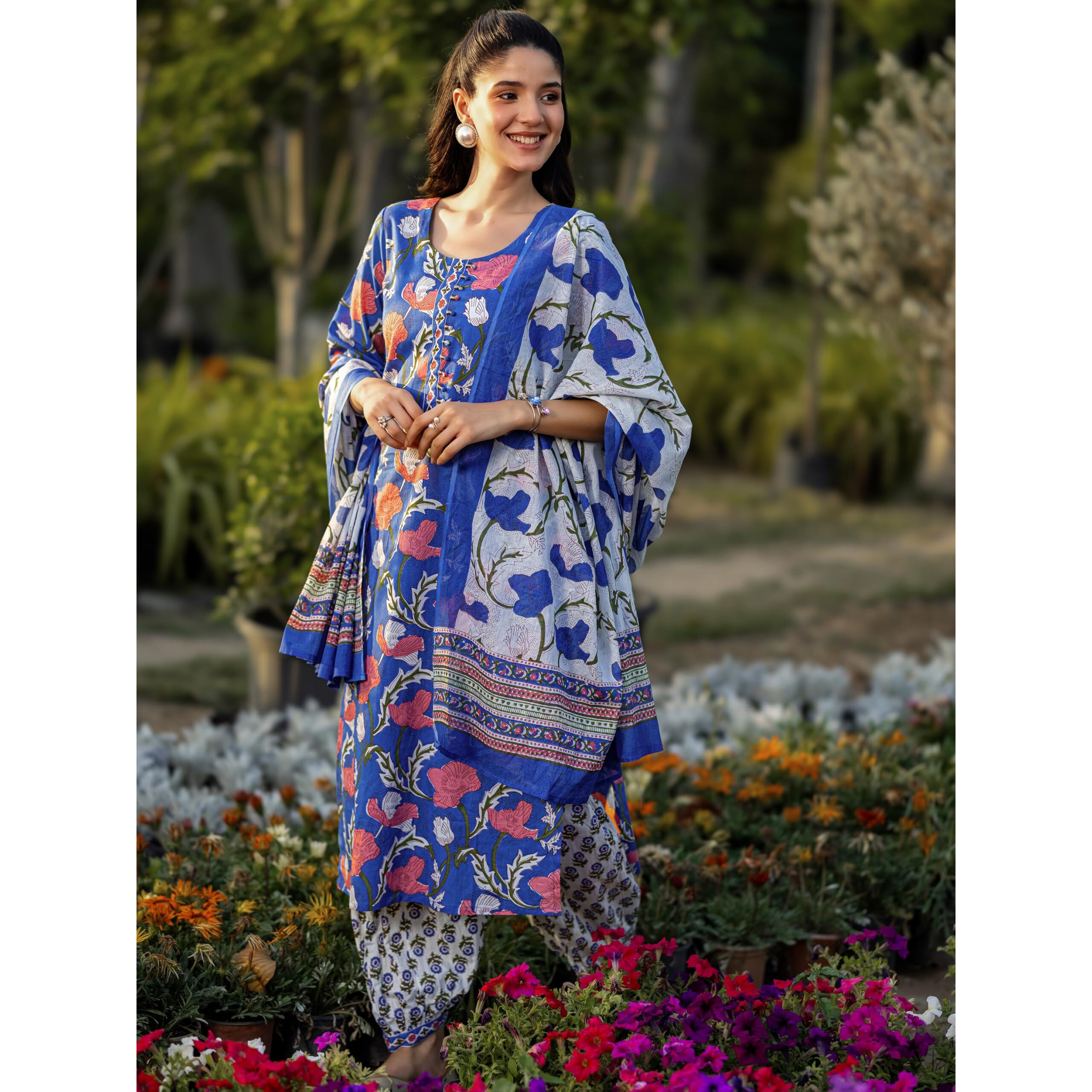 Libas Women's Pure Cotton Kurta Sets (400157O_Blue_M)