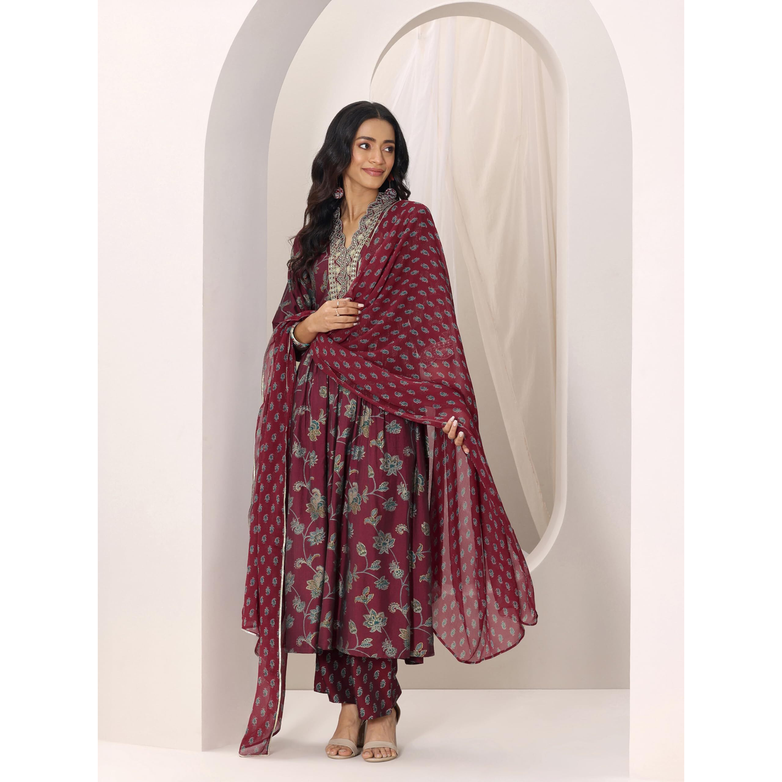 Libas Women's Silk Blend Kurta Set (400257_Maroon_Xl)
