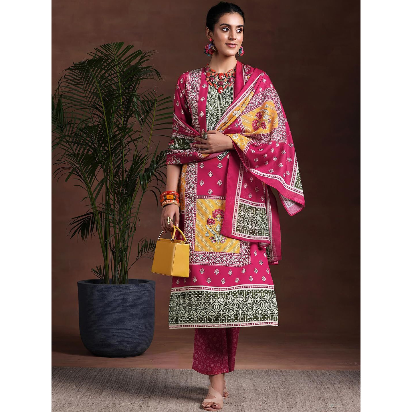 Libas Women Poly Crepe Straight Fit Printed Kurta Set (369320R, Multi, Medium