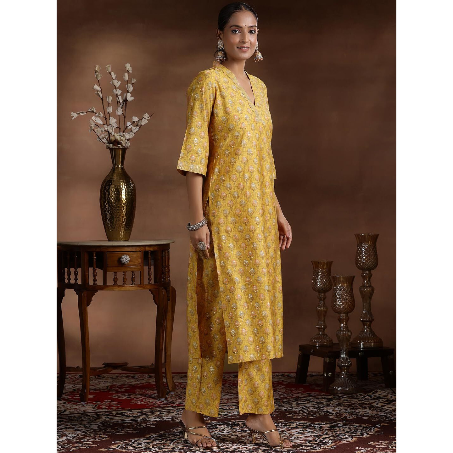 Libas Women's Silk Blend Kurta Set (369820R