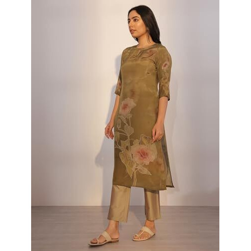 Libas Women's Silk Blend Kurta Set (400372