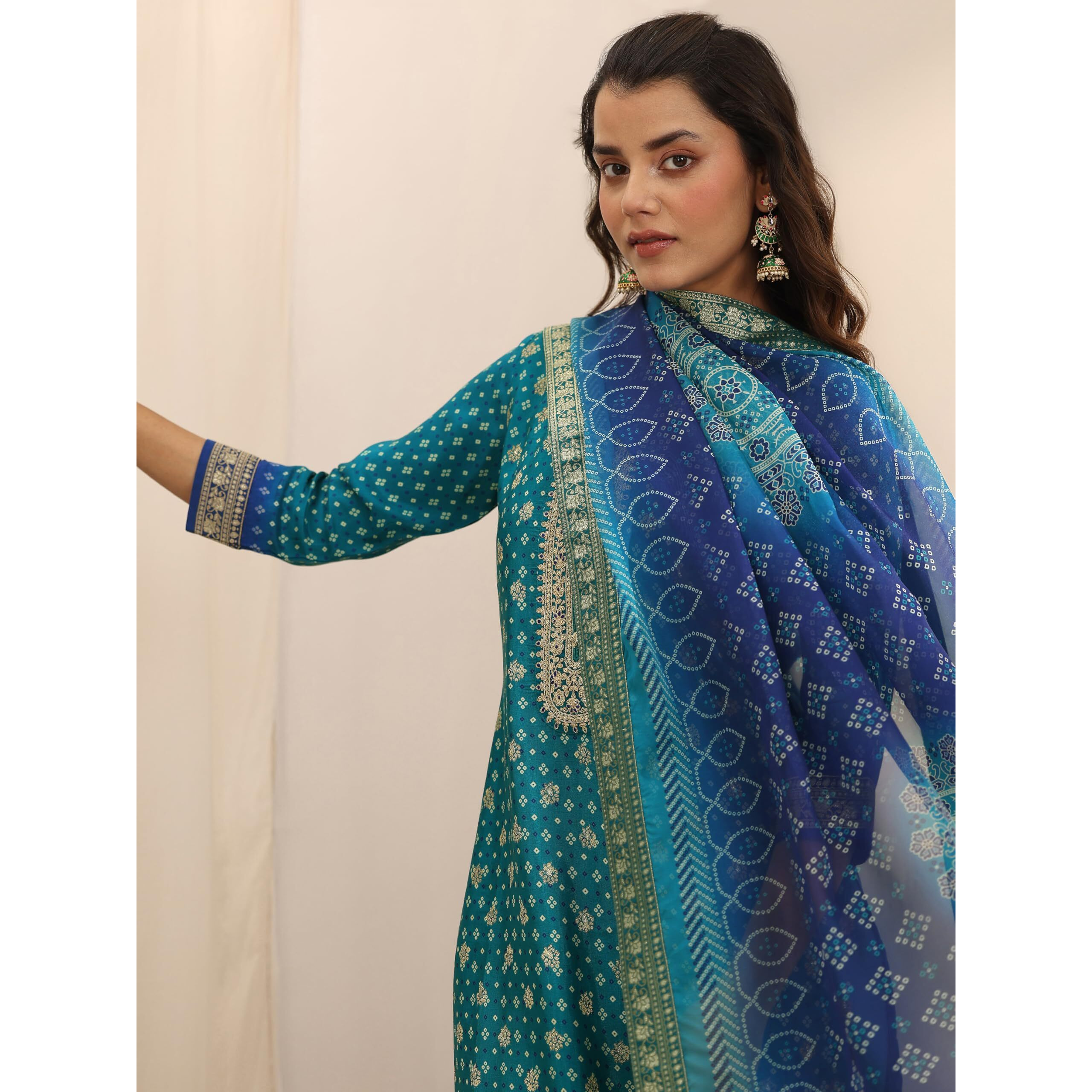 Libas Women's Silk Blend Kurta Sets (99269