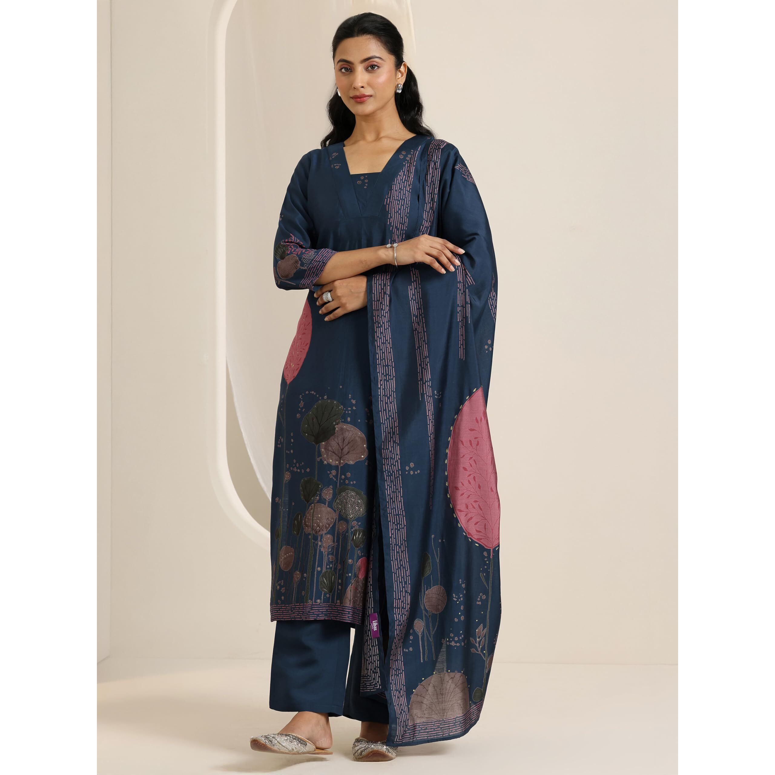 Libas Women's Silk Blend Kurta Sets (400598_Blue_S)