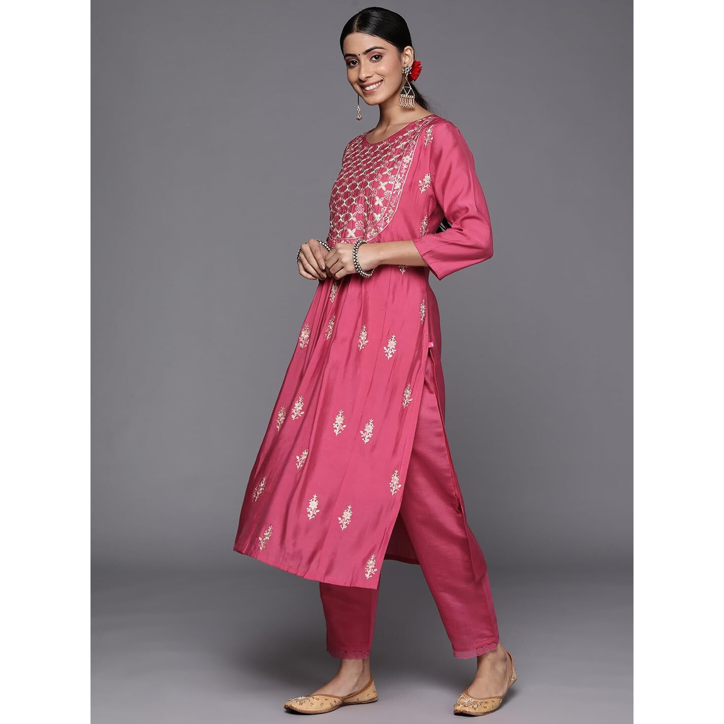 Varanga Women's Silk Blend Regular Kurta Set (Nv_Vskd2157_Pink
