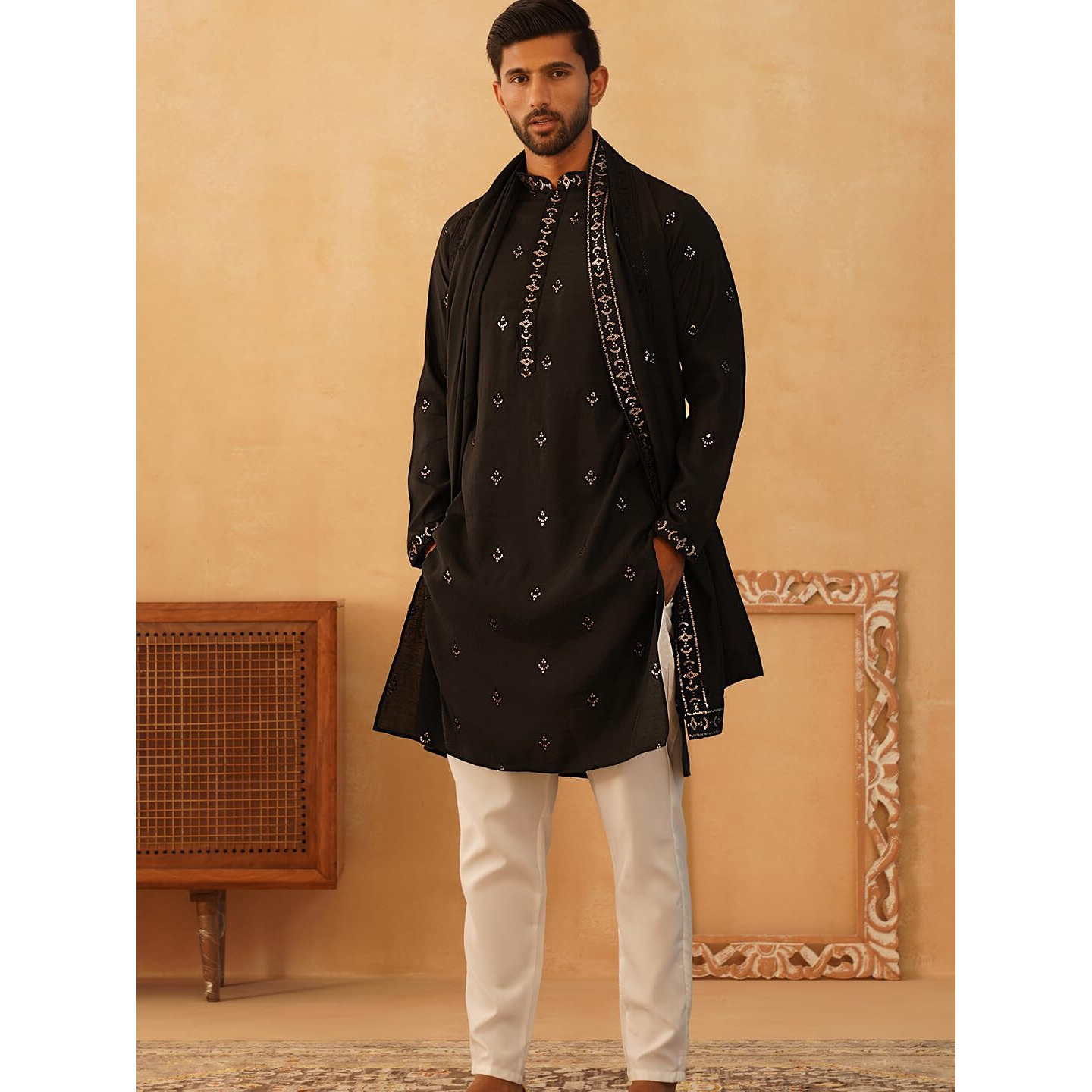 Jompers Men's Black Embroidered & Sequin Kurta Pyjama With Dupatta. (Black, L)