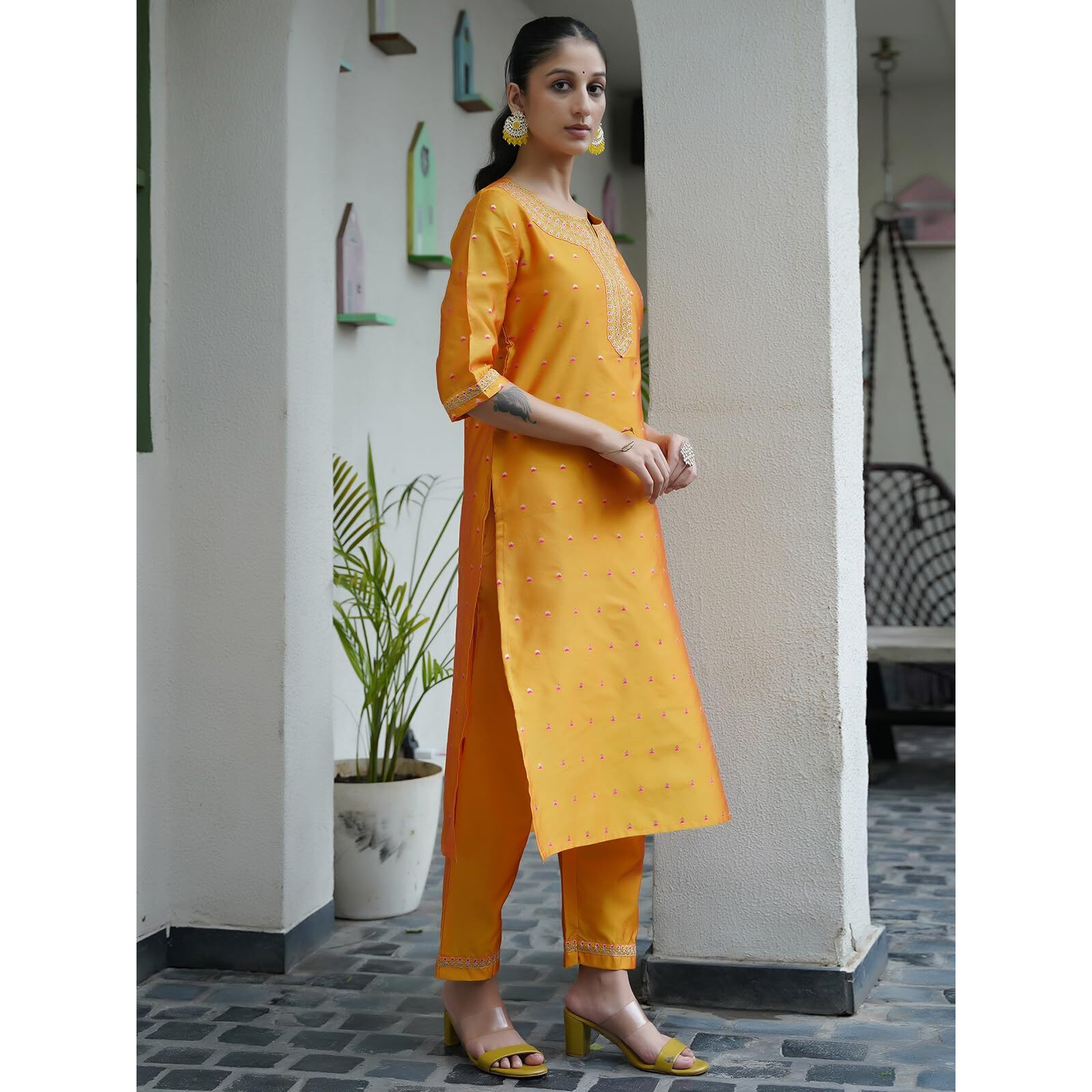 Sanisa Women's Silk Blend Embroidery And Jaquard Work Straight Kurta With Pant And Dupatta Set (164Kbd1763N-Xxl_Yellow2)