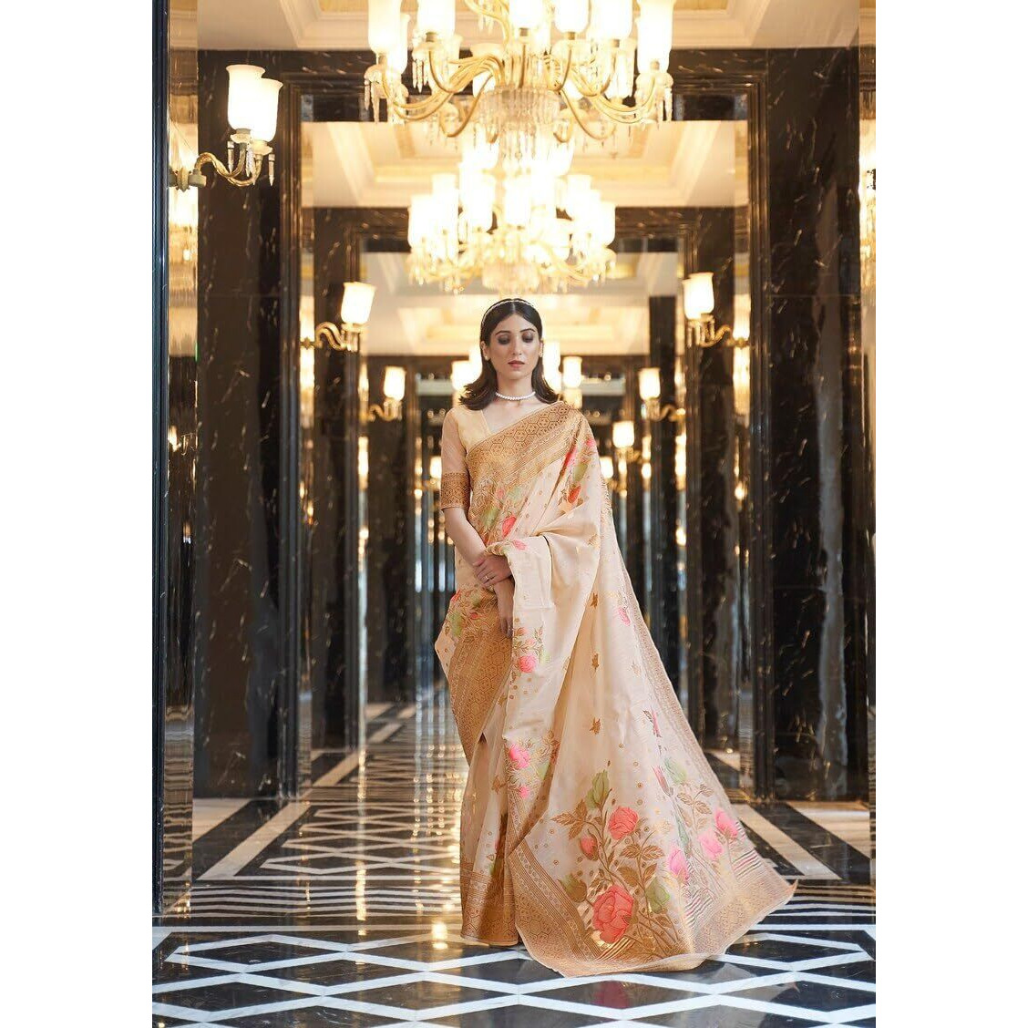 Flosive Women's Creamy Off-White And Zari Border Silk Saree With Blouse