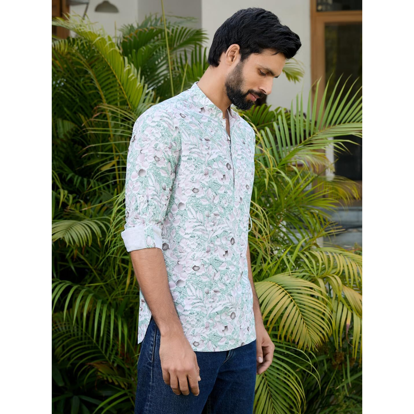 See Designs Men's Roll-Up Sleeve Mandarin Collar Green Tropical Printed Rayon Short Kurta - Sdkt2936Xl