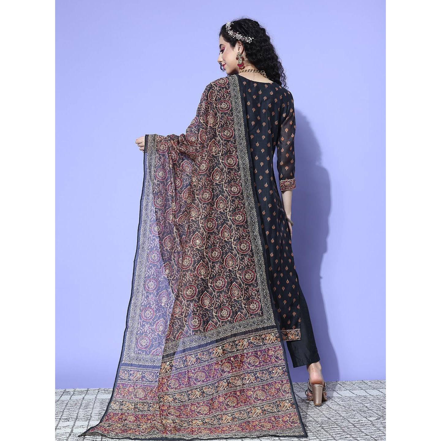 Varanga Women Black Floral Printed Kurta Paired With Tonal Bottom And Thread Embroidered Dupatta