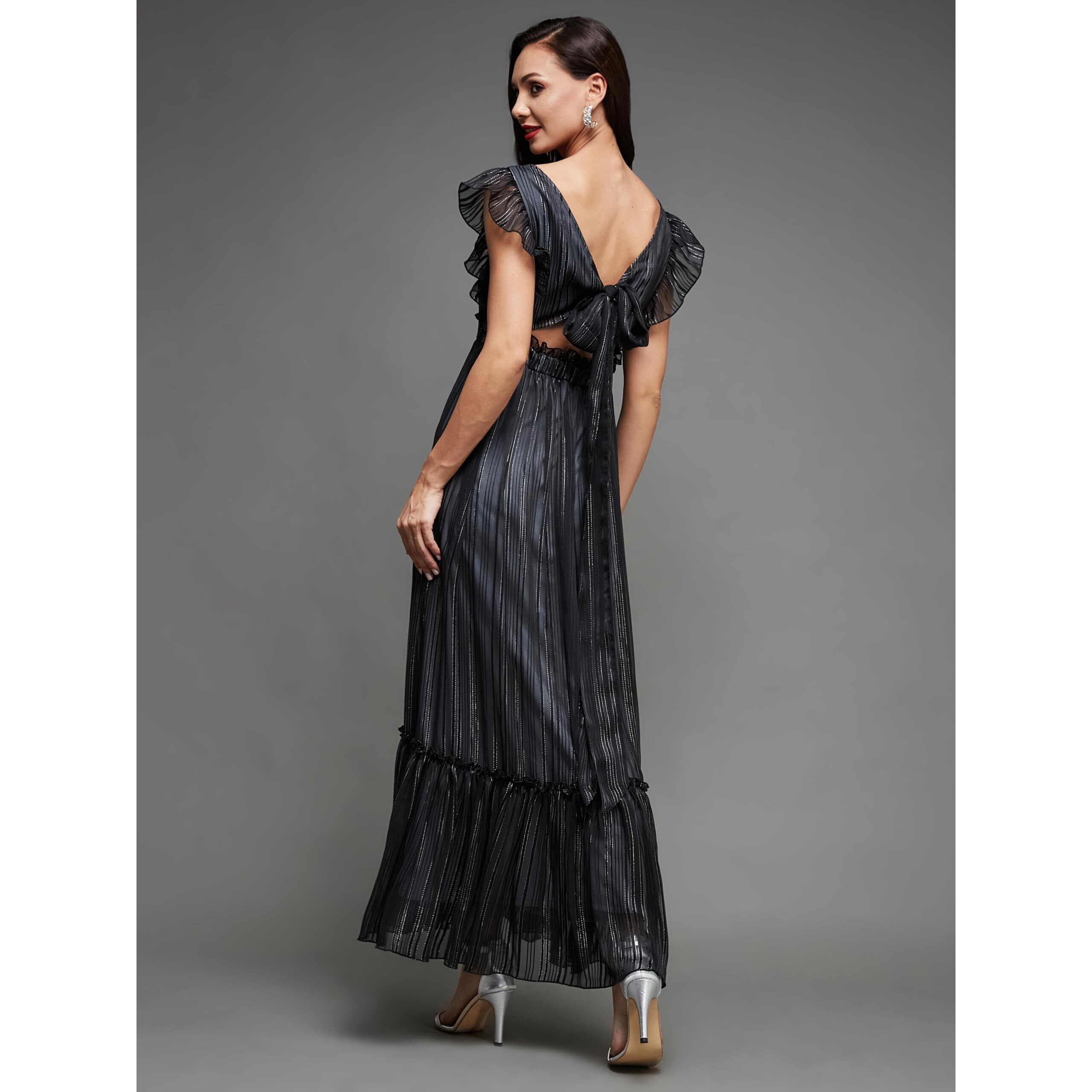 Miss Chase Women's Square Neck Layered Ruffles Sleeve Floral Patterned Tiered With Pockets Maxi Georgette Dress (Mcss23D98-52-62-06, Black, Xl)
