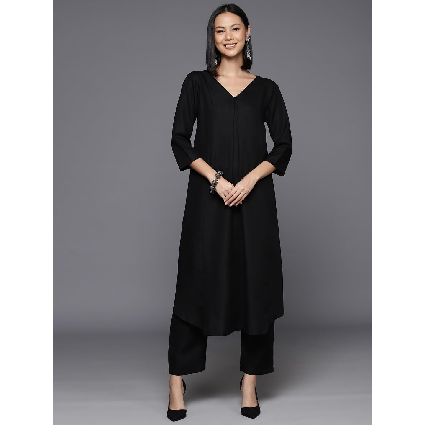 Varanga Women Black Solid A-Line Kurta With V-Neck, Three-Quarter Sleeves, Paired With Tonal Bottom