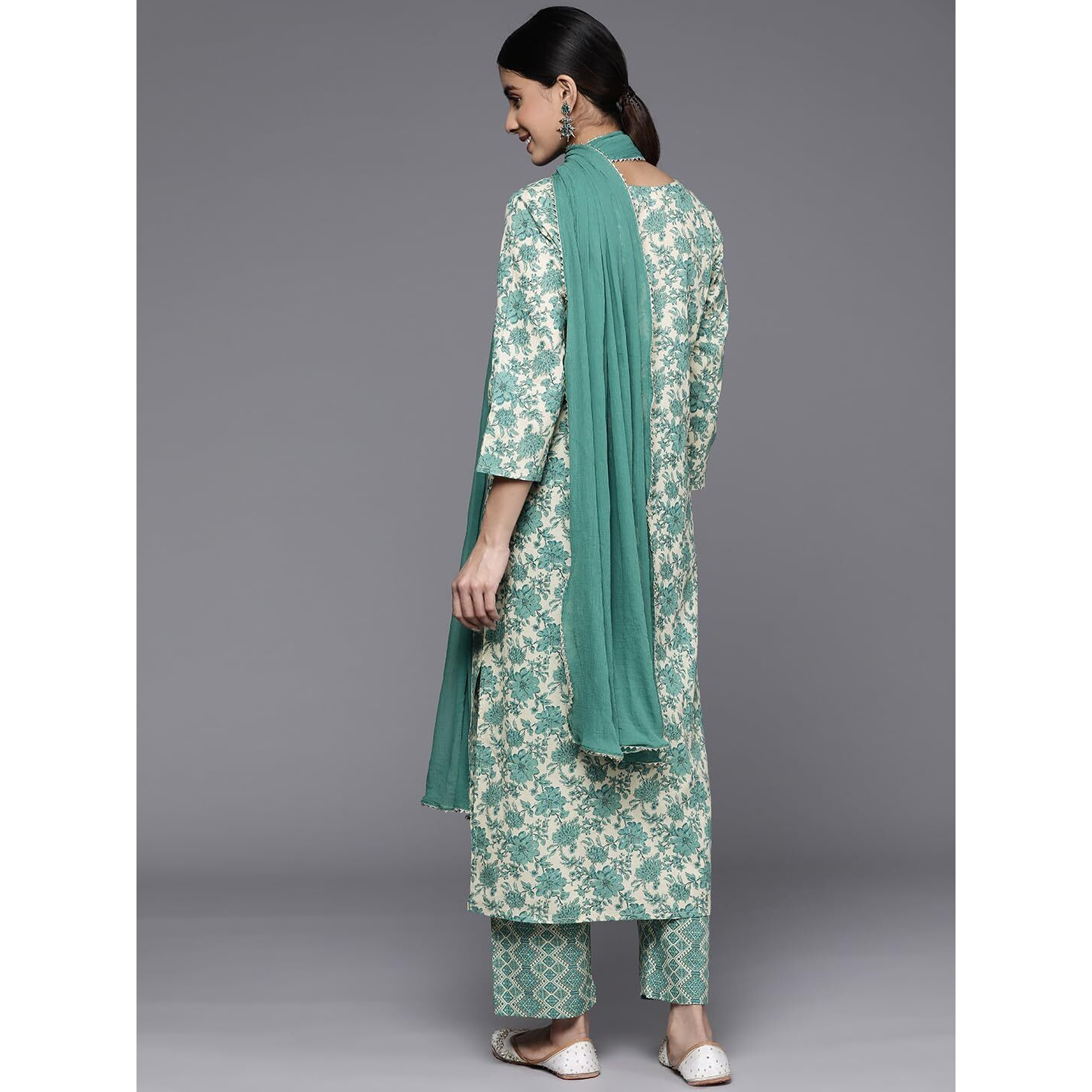 Varanga Women Turquoise Blue Floral Printed Kurta Paired With Straight Trouser And Chiffon Solid Dupatta